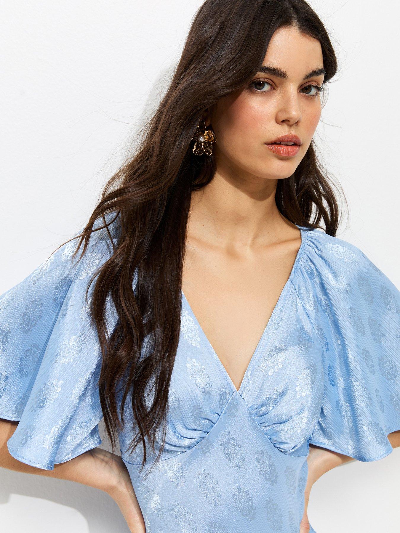 Image 4 of 5 of New Look Light Blue Paisley Pattern Jacquard Flutter Sleeve Midi Dress