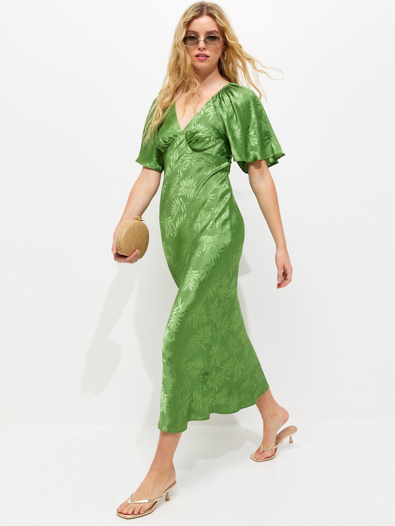 Image 3 of 5 of New Look Palm Leaf Jacquard Flutter Sleeve Midi Dress - Light Green