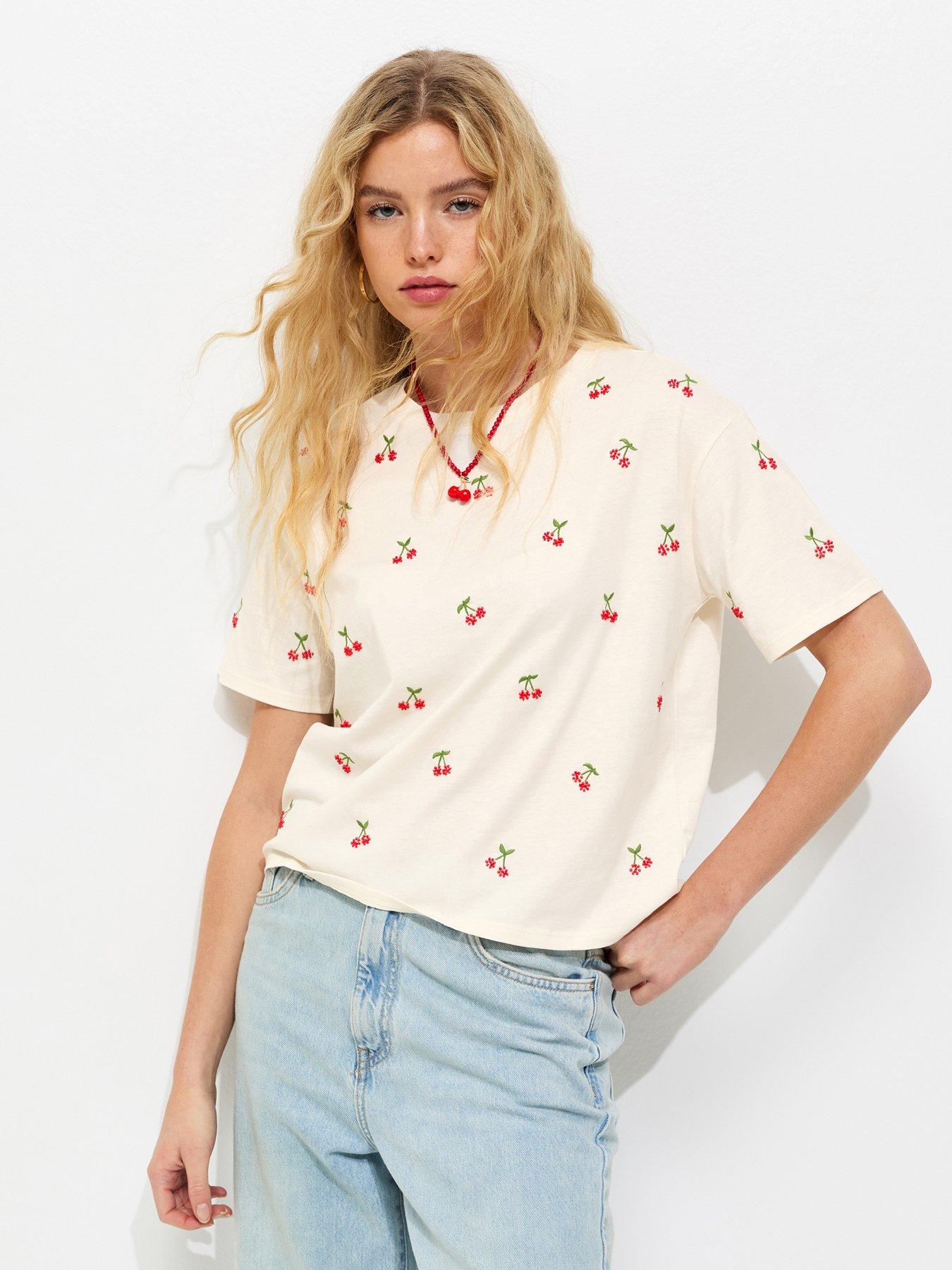 New Look Boxy Beaded Cherry T-Shirt - White