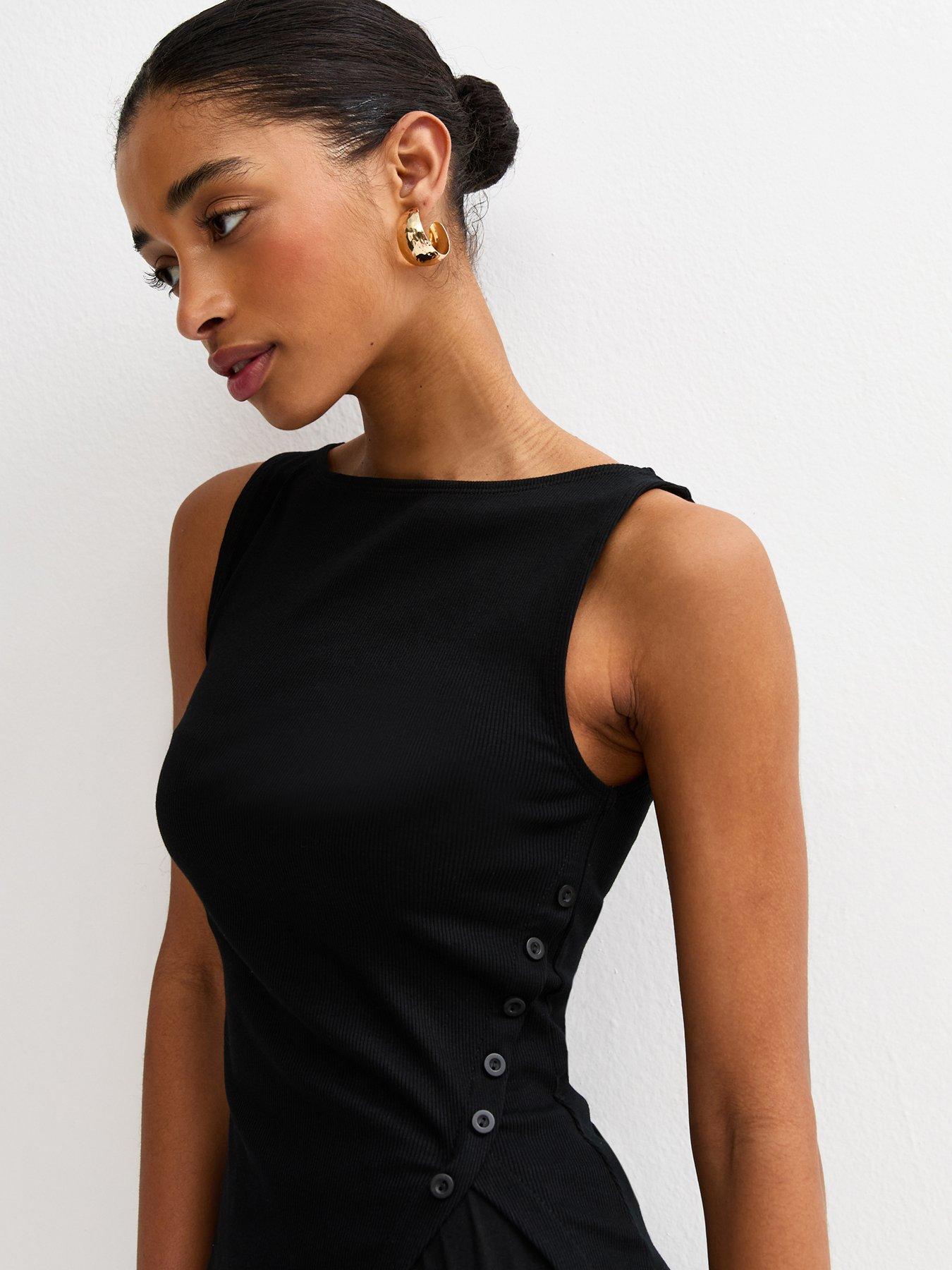 Image 4 of 5 of New Look Asymmetric Hem Button Side Vest Top - Black