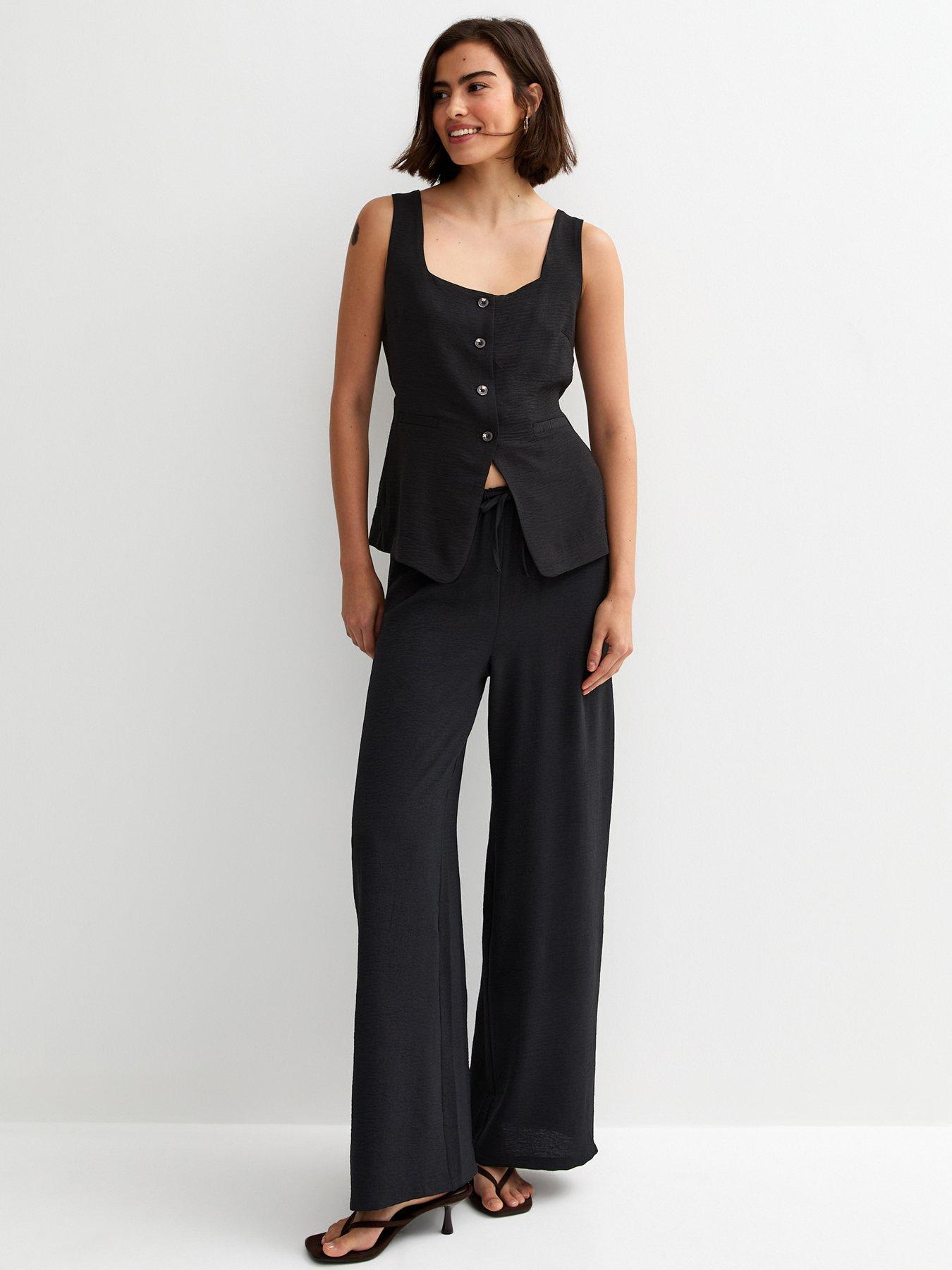 Image 3 of 6 of New Look Square Neck Button Down Waistcoat - Black