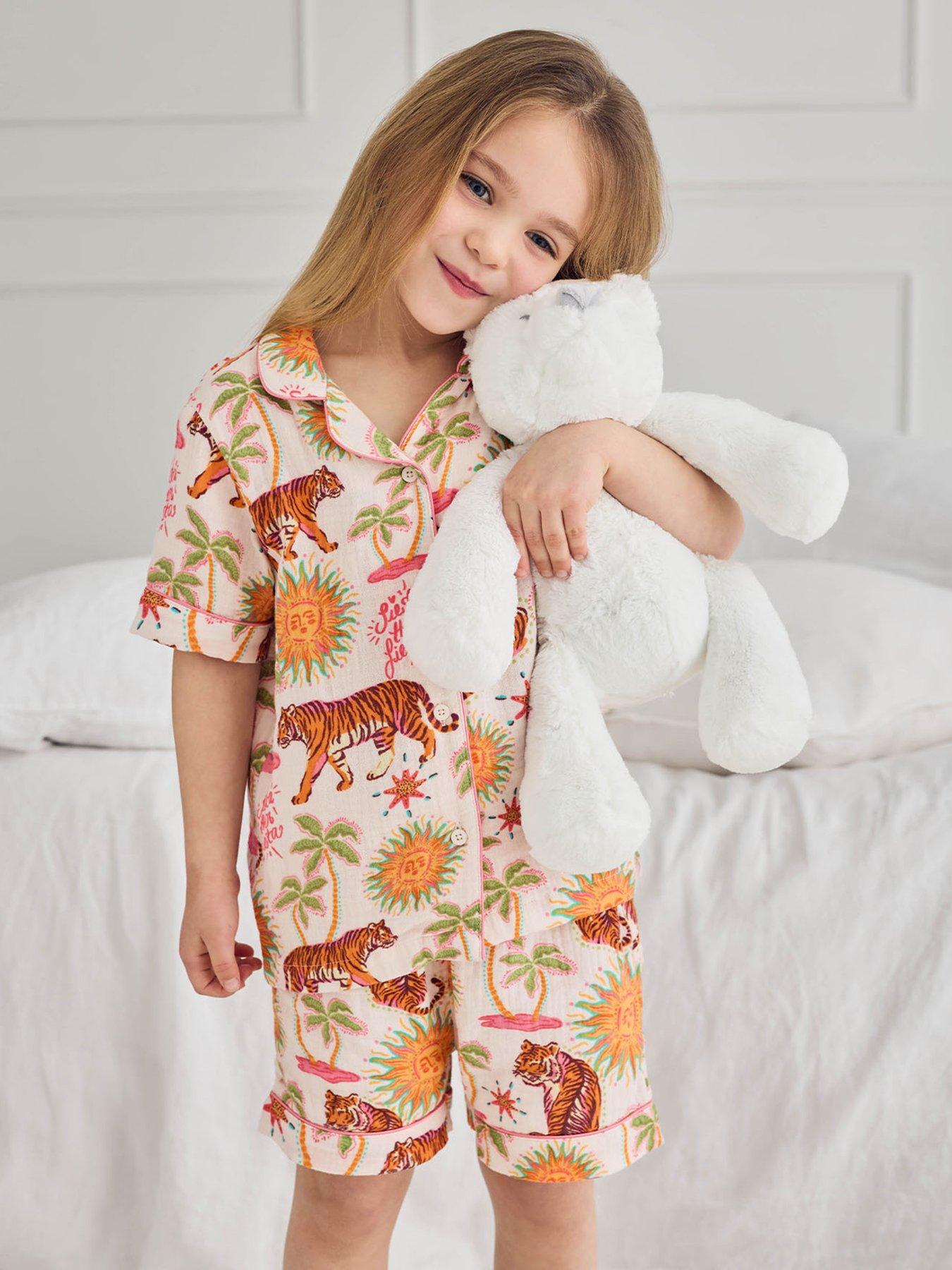 Image 3 of 7 of CHELSEA PEERS Kids Mini Me Siesta Tiger Cheesecloth Shorty Pyjamas - Light Cream