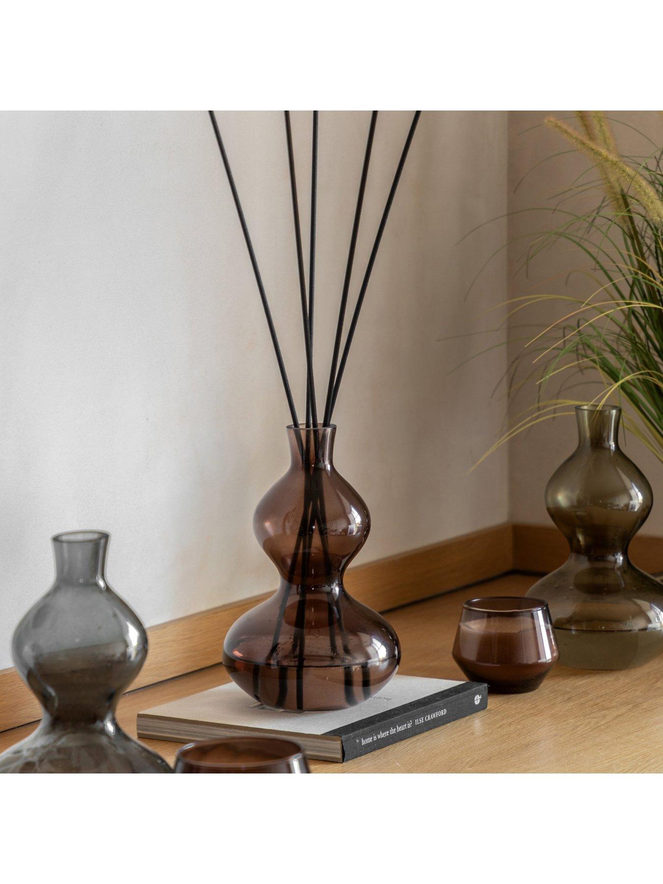 Image 4 of 4 of Gallery Glass Diffuser Brown Rose Oud 500ml