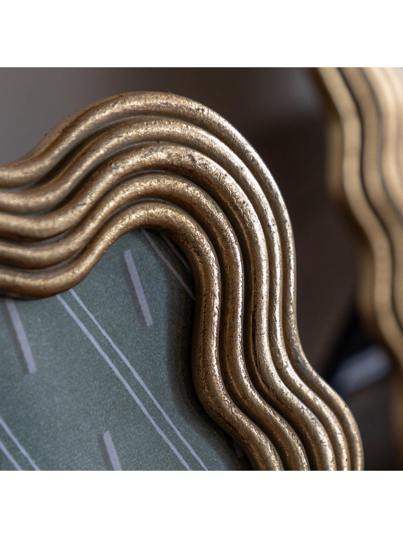 Image 4 of 6 of Gallery Direct 5x7 Gold Wavy Photo Frame