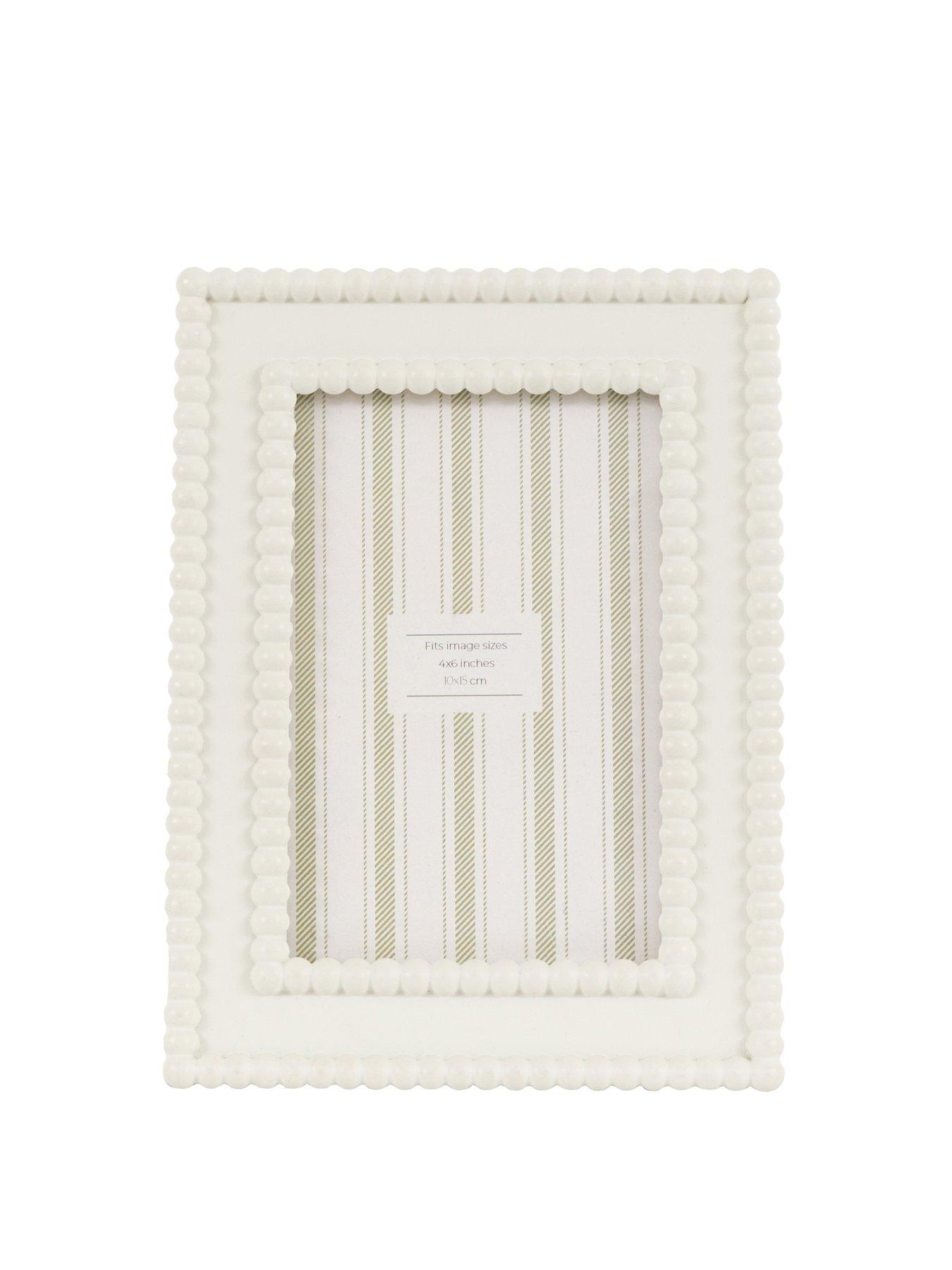 Gallery 4x6 Beaded Photo Frame White