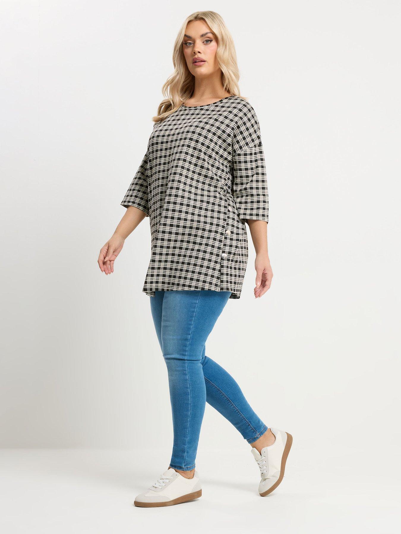 Image 3 of 6 of Yours Curve Check Side Button Detail Top - Black