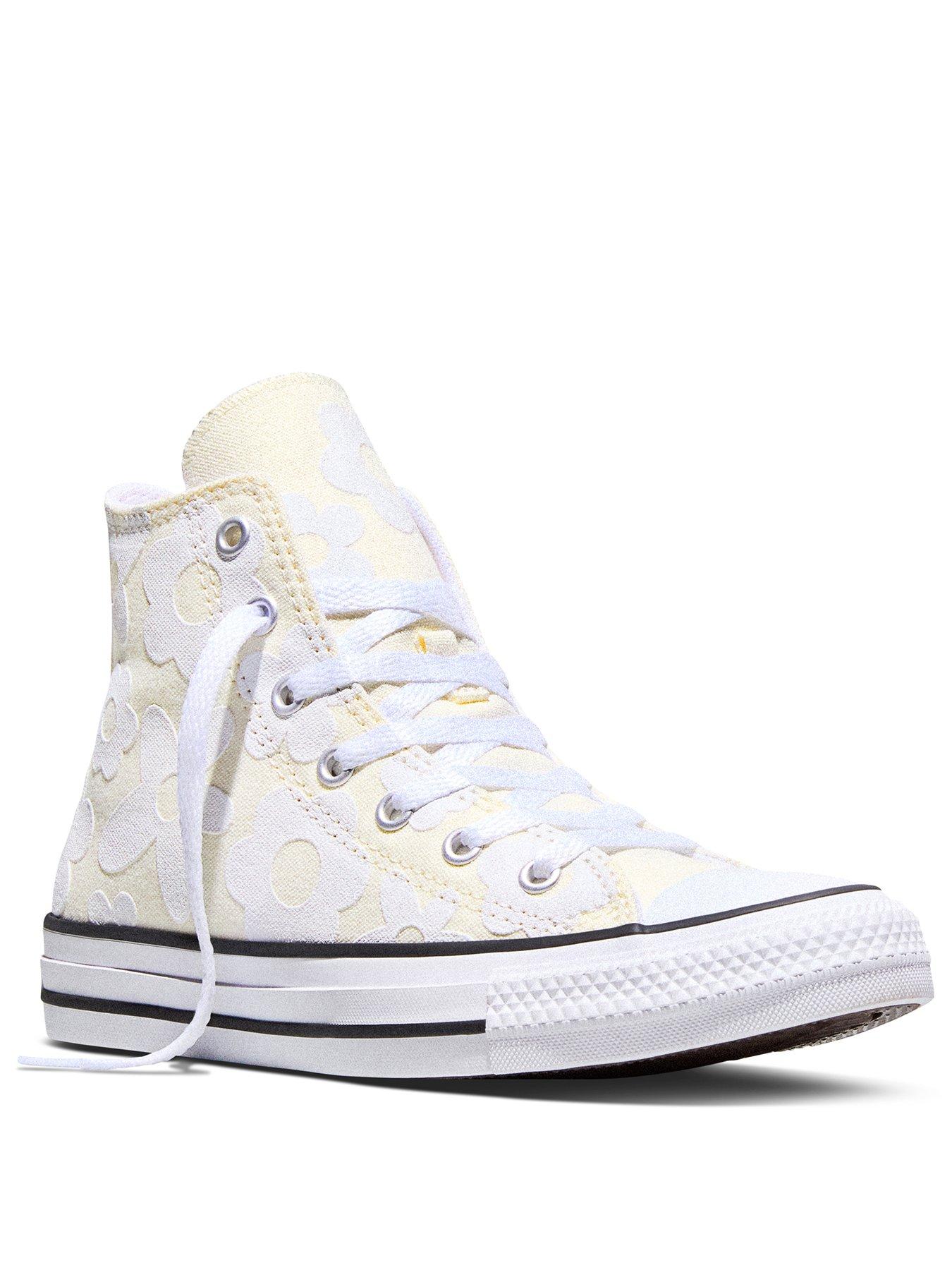 Image 2 of 7 of Converse Kids Chuck Taylor All Star High Top - White