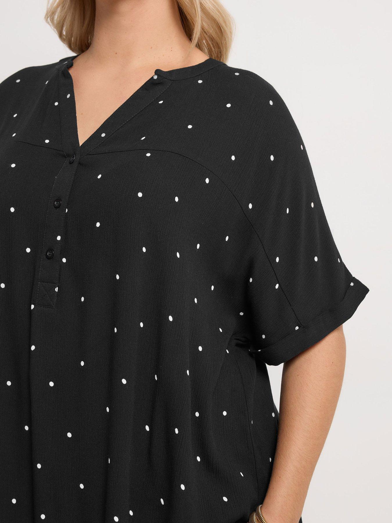 Image 4 of 5 of Yours Curve Gypsy Printed Crinkle Notchneck Top