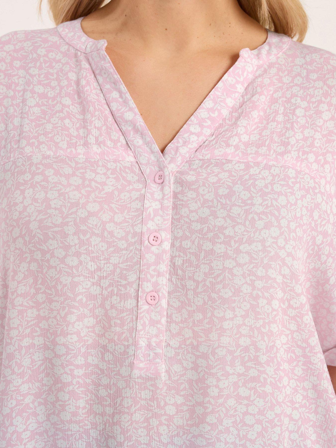 Image 5 of 6 of Yours Curve Gypsy Printed Crinkle Notchneck Top