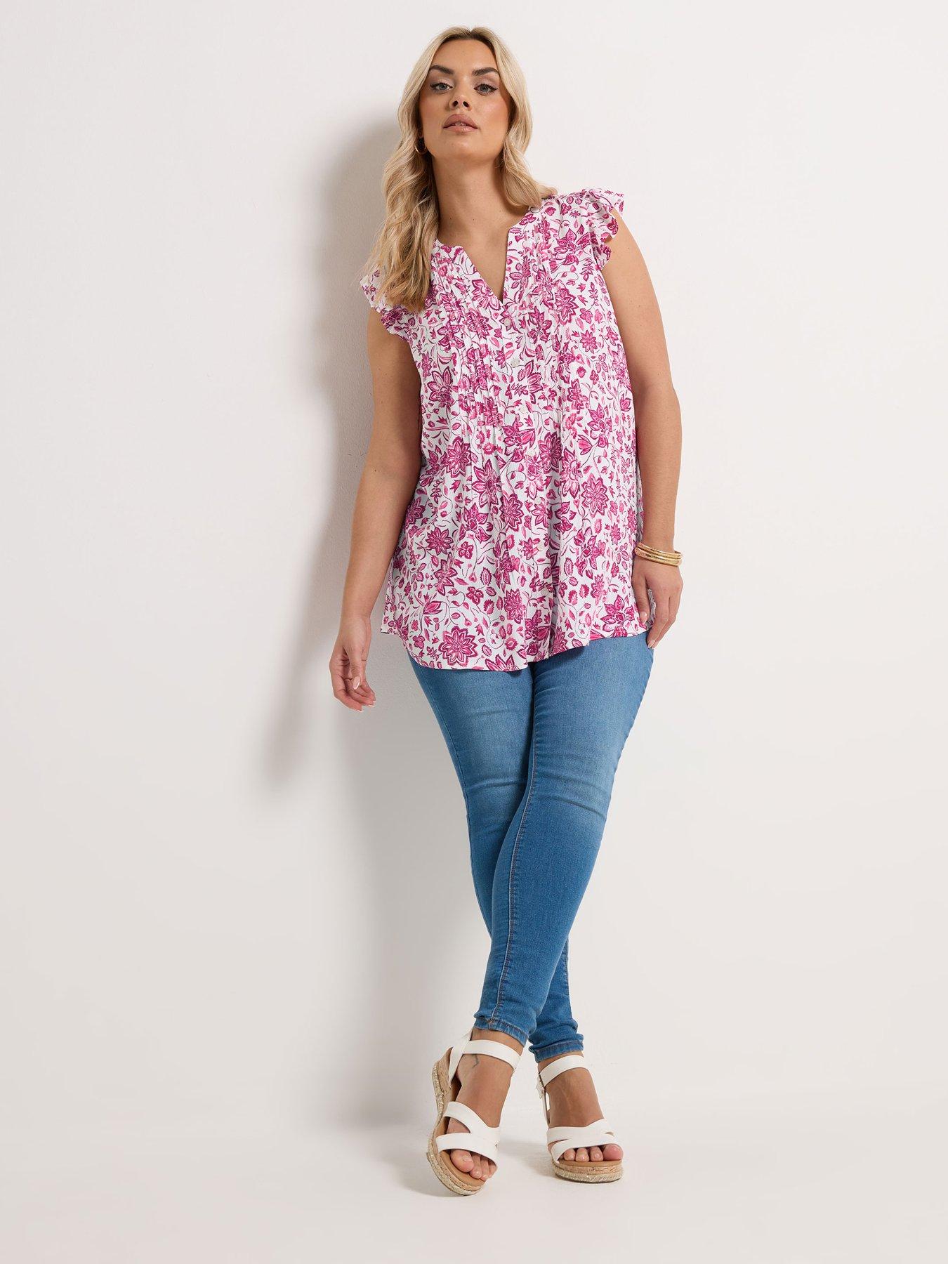 Image 3 of 5 of Yours Curve Sleeveless Pintuck Blouse