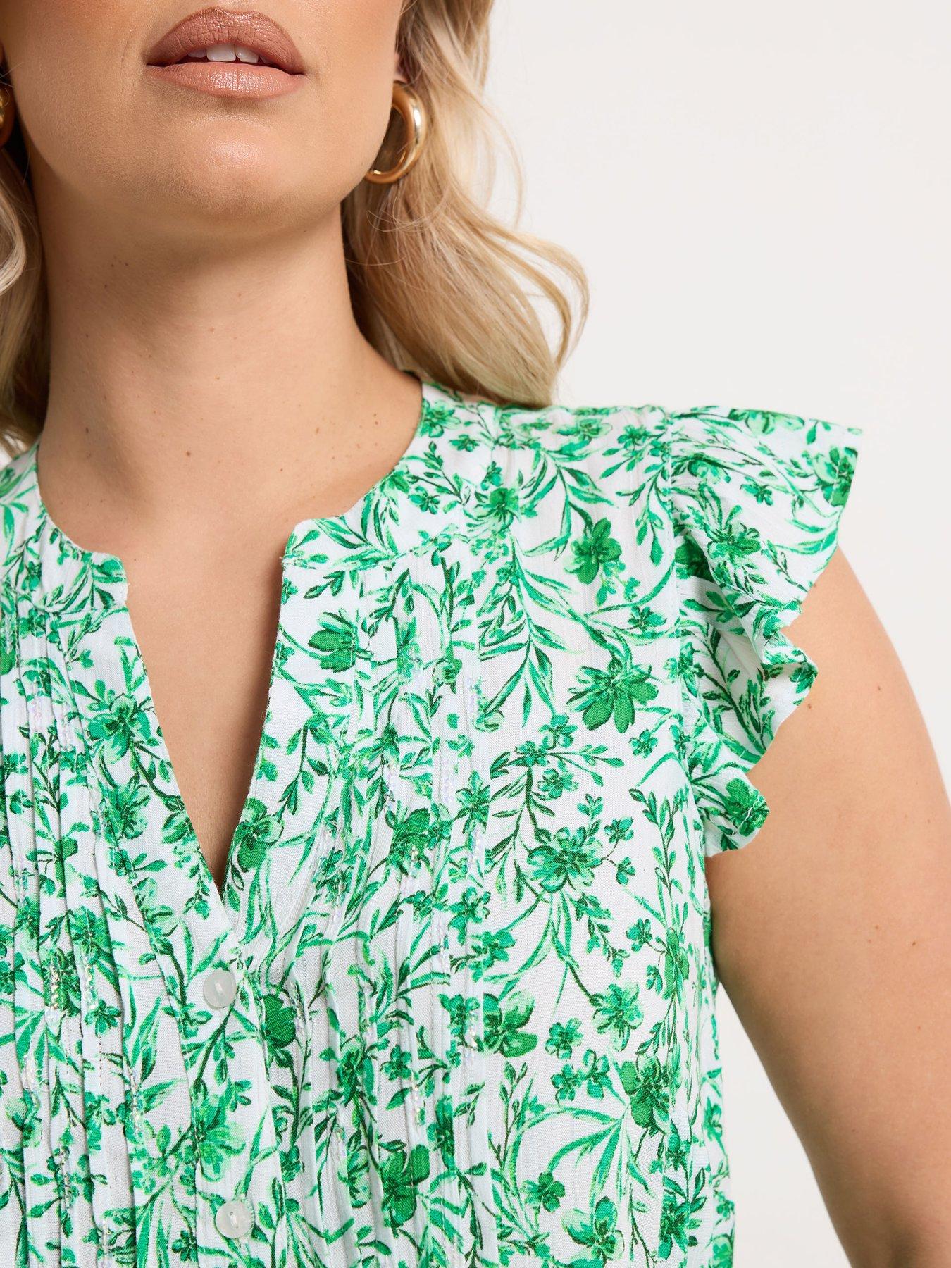 Image 4 of 5 of Yours Curve Sleeveless Pintuck Blouse - Green