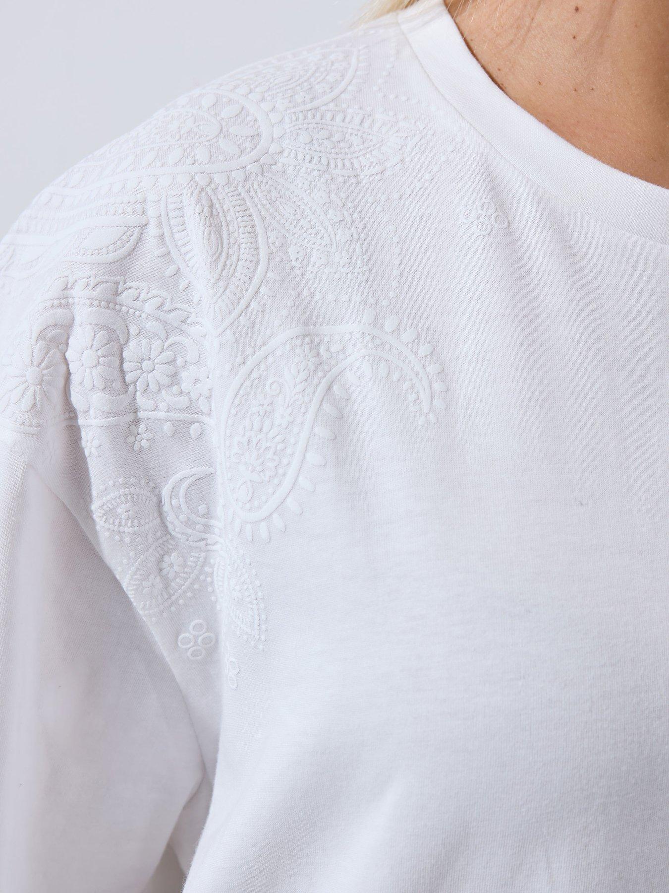 Image 4 of 5 of Yours Curve Floral Print T-shirt
