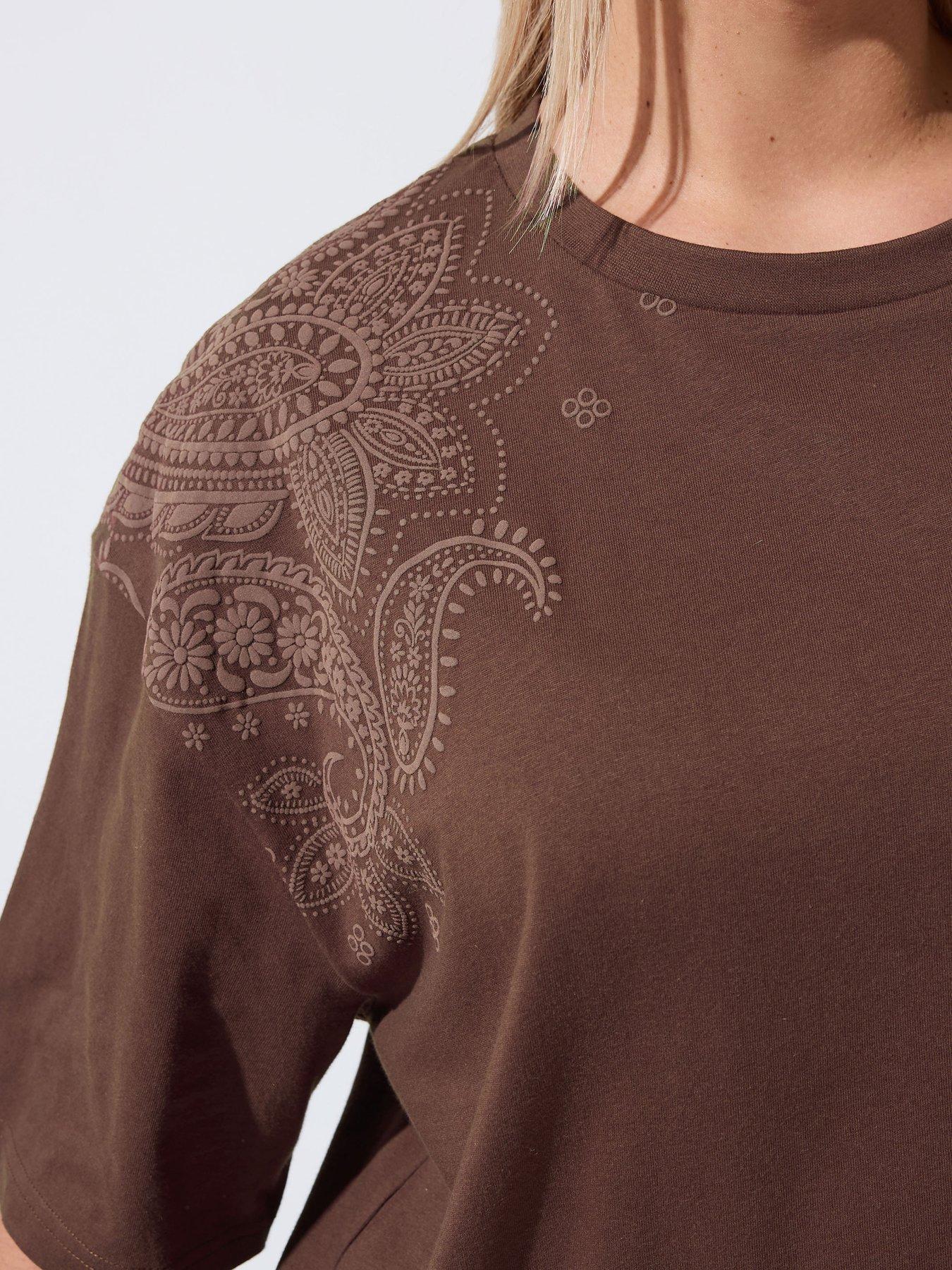 Image 4 of 5 of Yours Curve Floral Print T-shirt