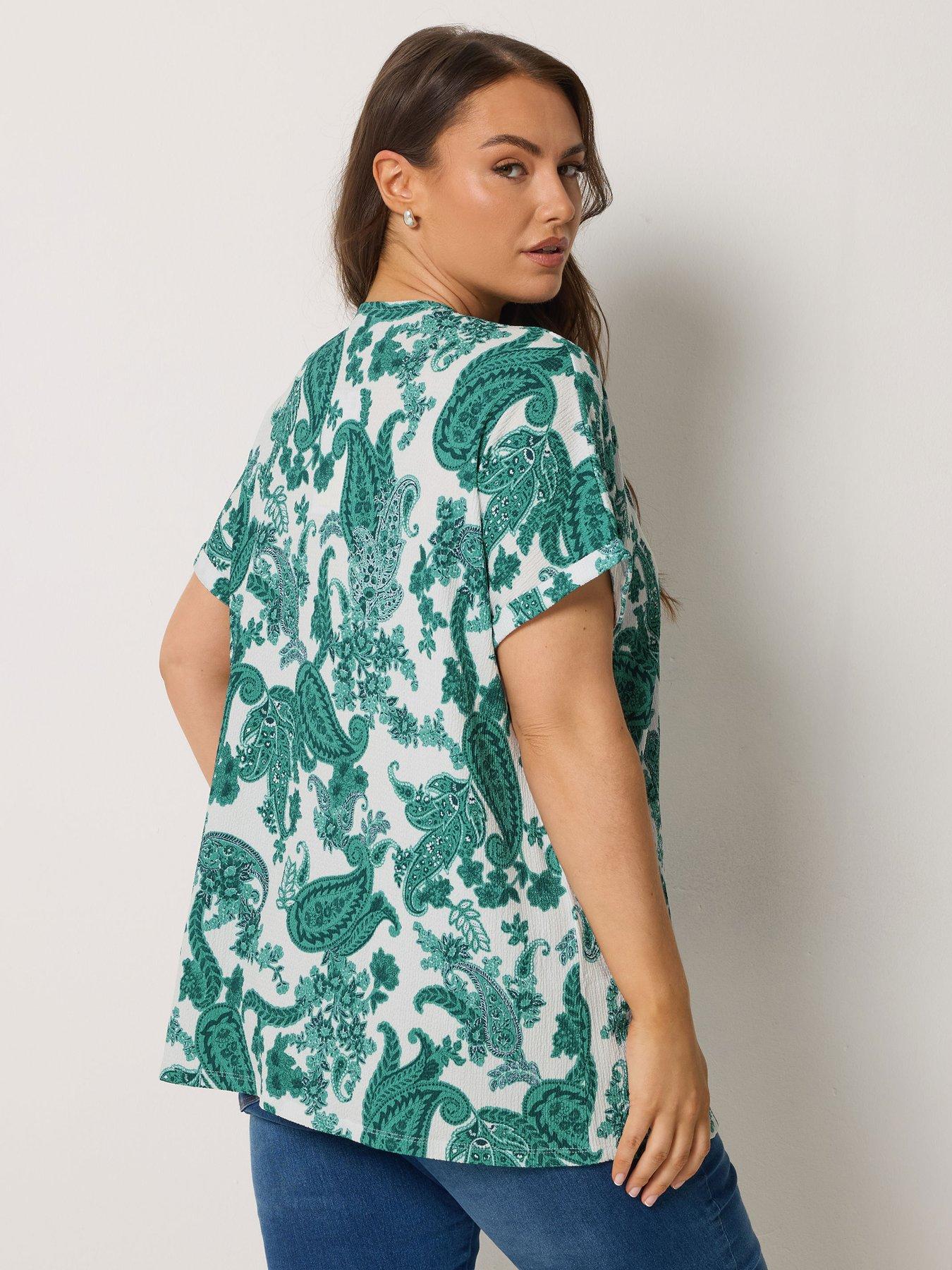 Image 2 of 5 of Yours Curve Pleat Front Textured Top - Green