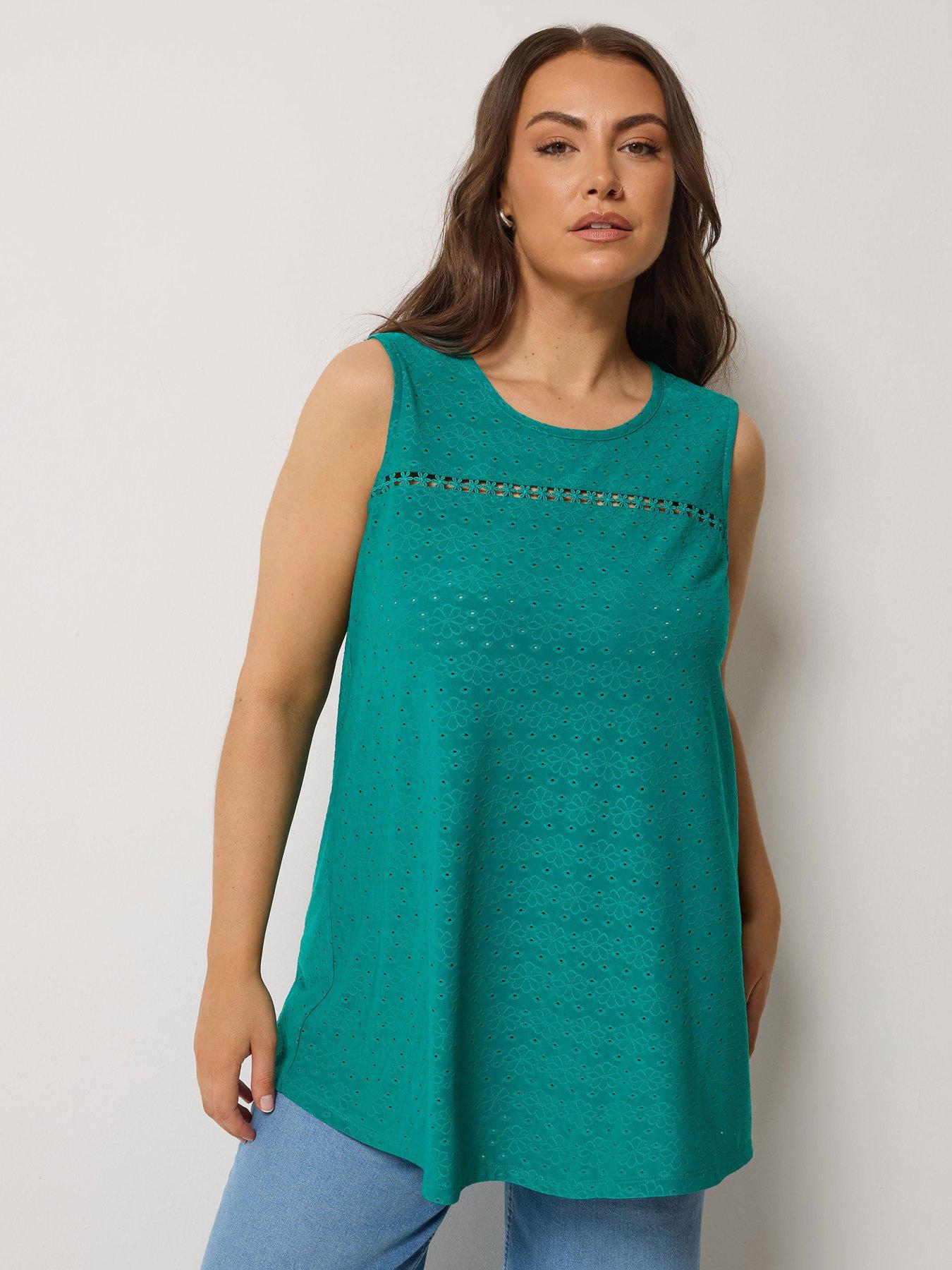 Yours Curve Broderie Crochet Vest - Green