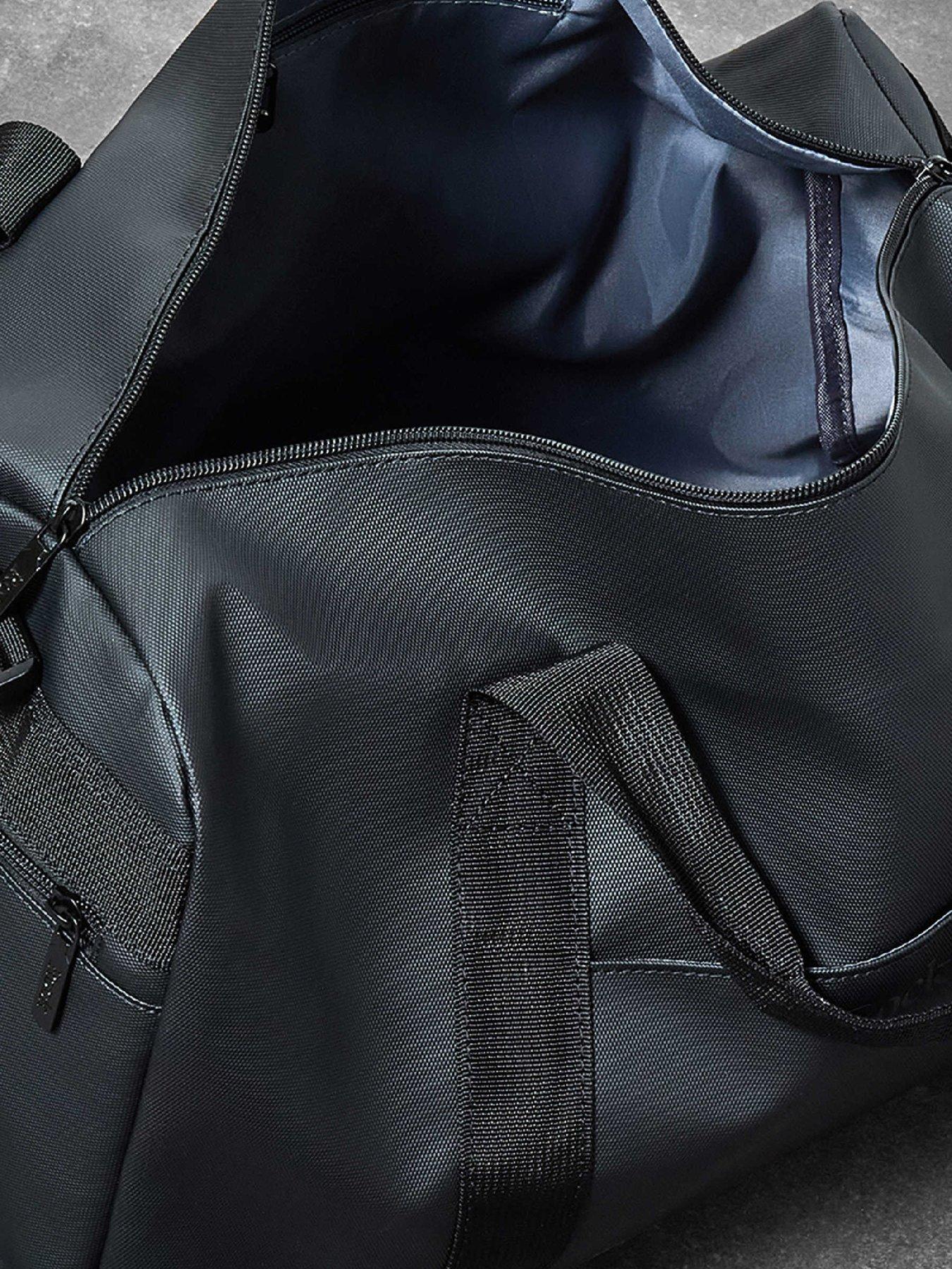 Image 4 of 6 of Rock Luggage Camden Black Holdall Medium