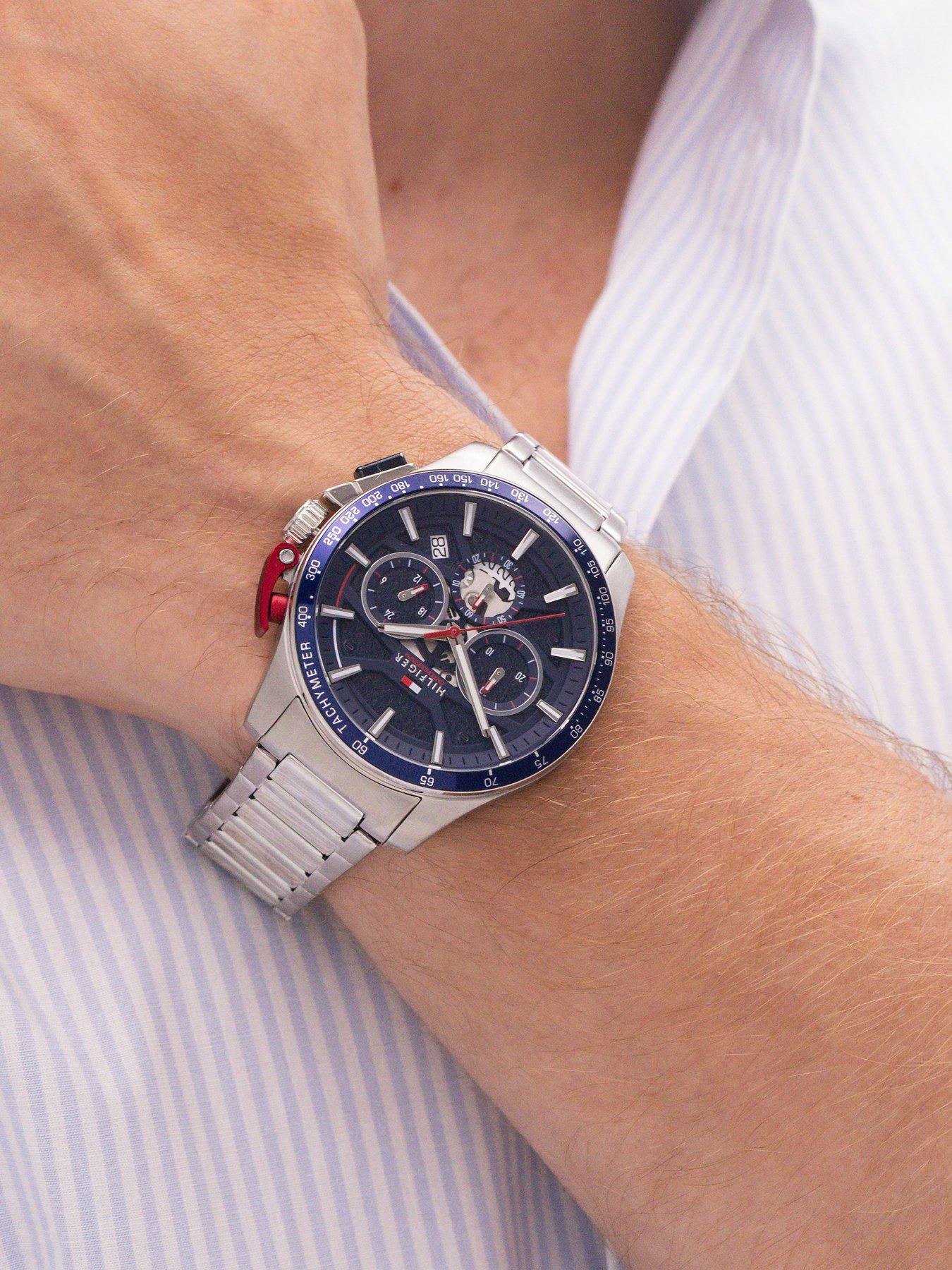 Image 5 of 7 of Tommy Hilfiger Bank