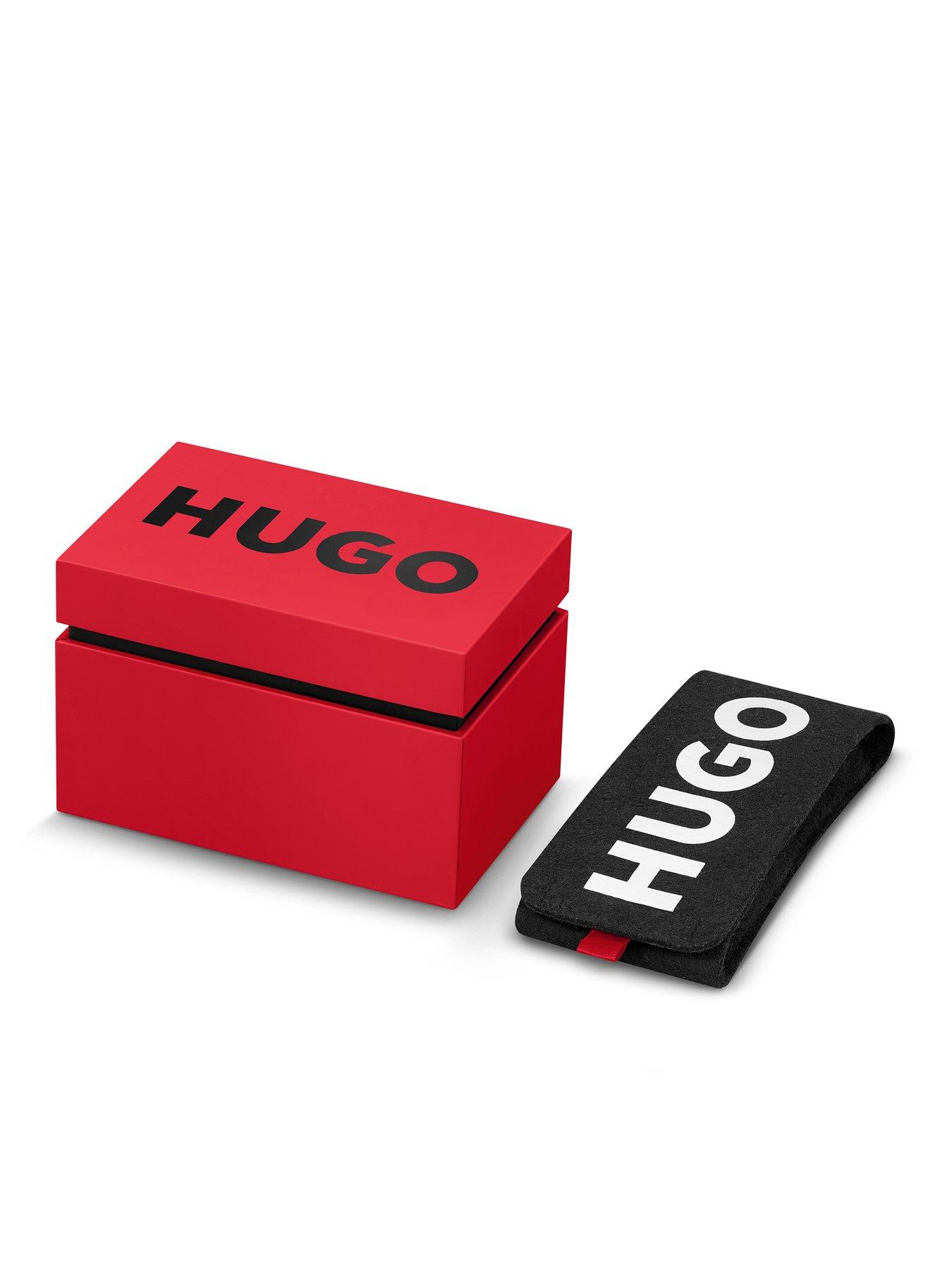 Image 6 of 7 of HUGO #Telly