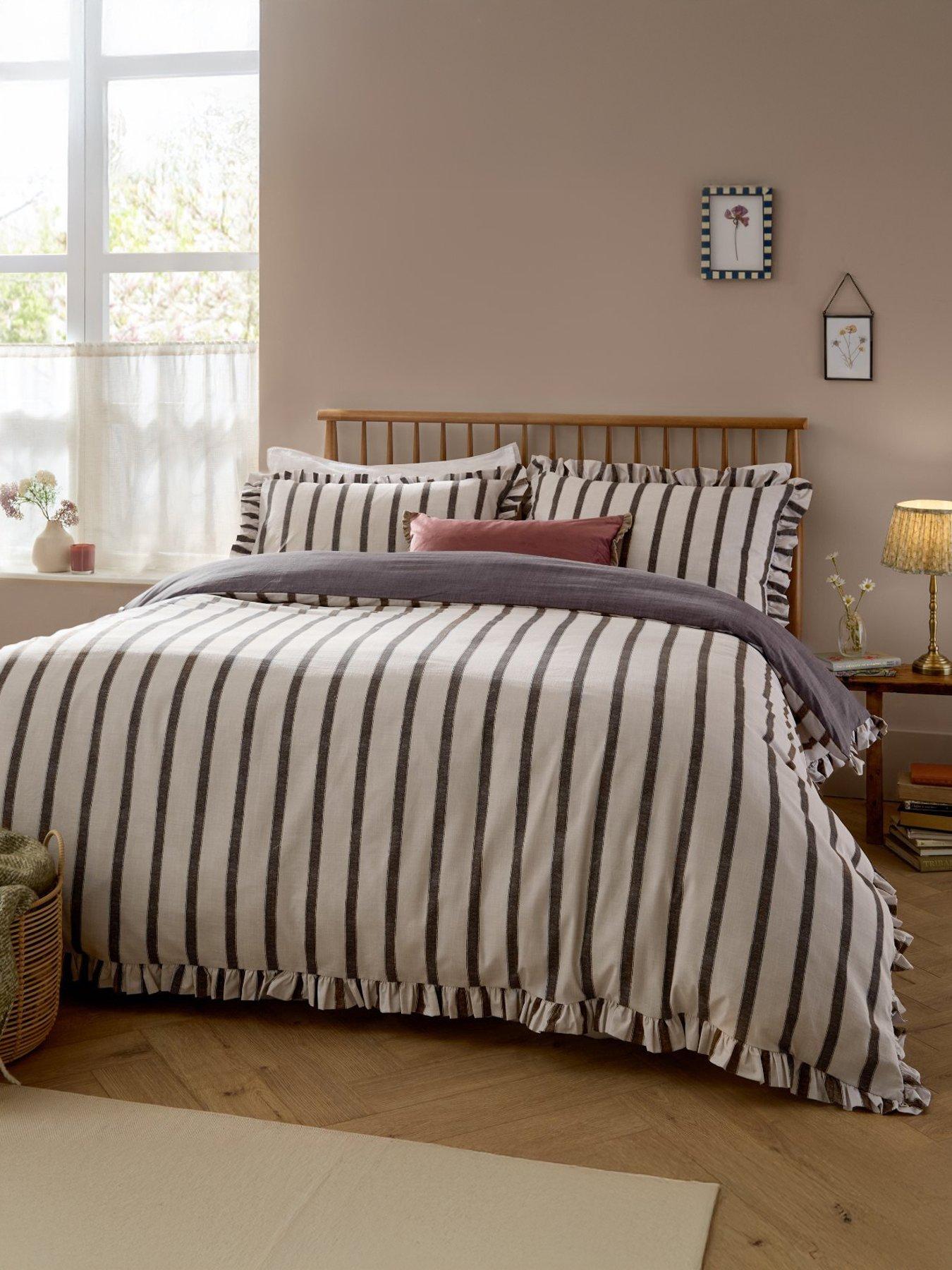 Wylder Connie Duvet Set Chocolate