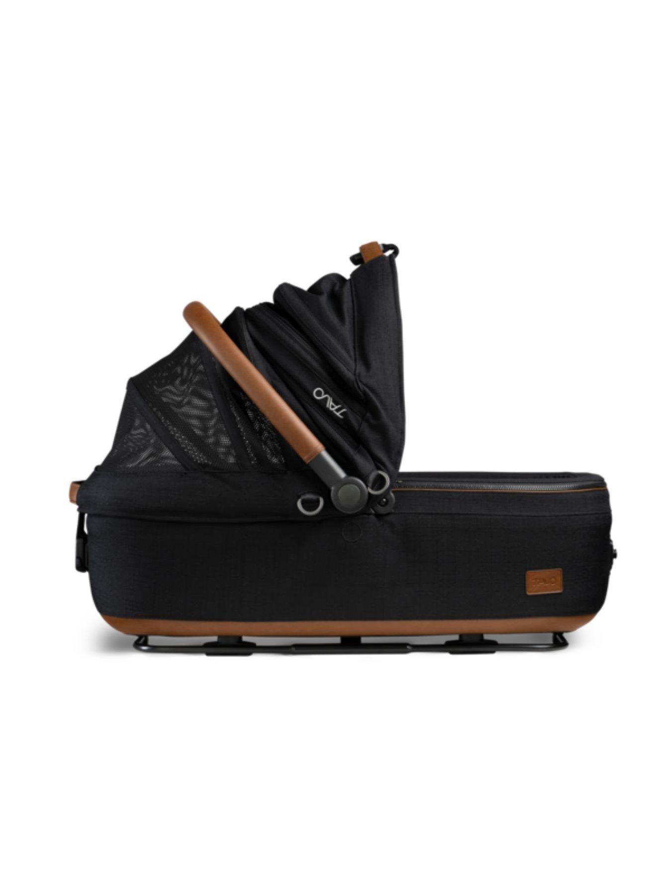Image 4 of 8 of Tavo Maeve Medium Rigid Pet Car Seat &amp; Vehicle Base Onyx