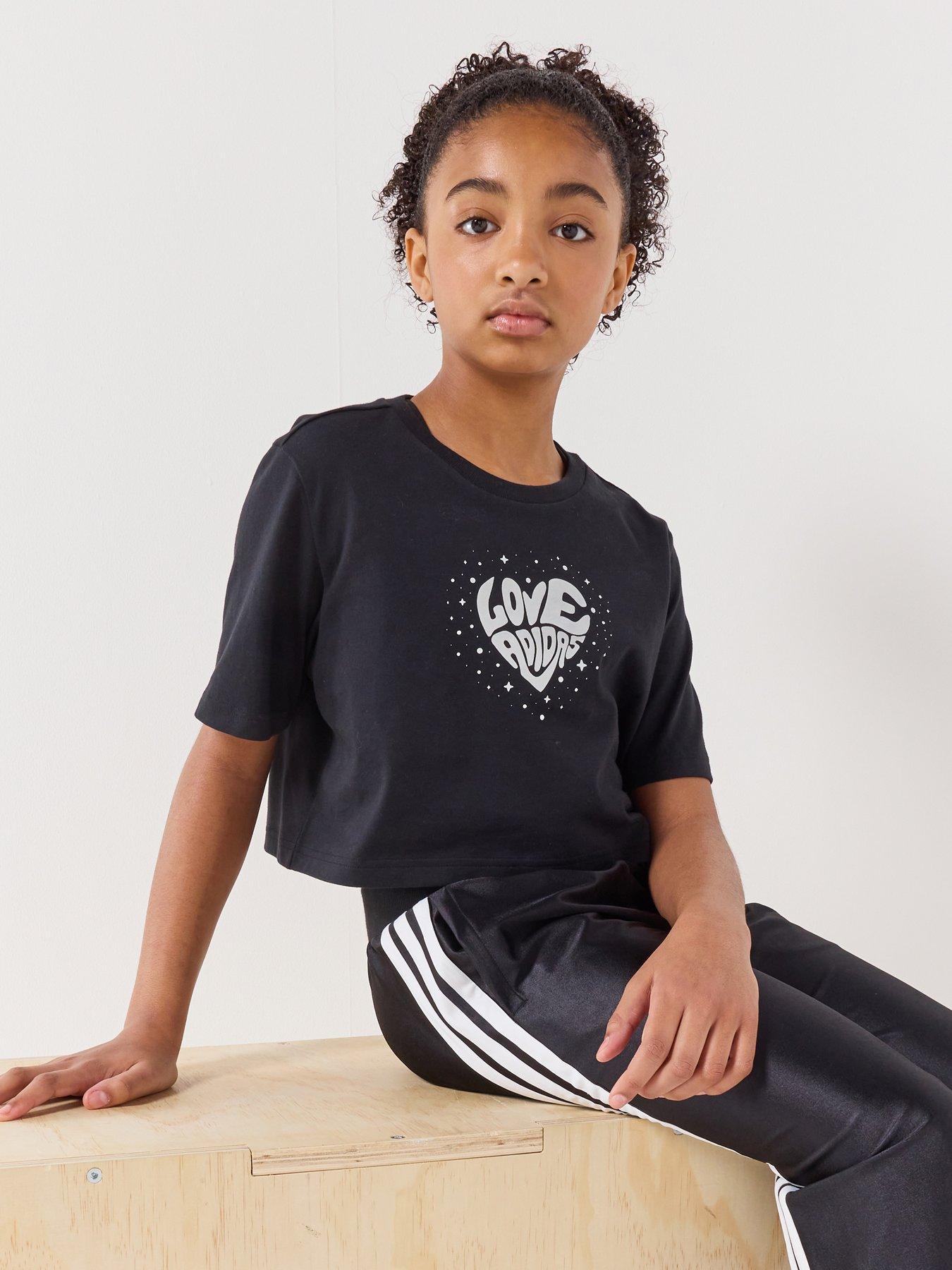 adidas Sportswear: Junior Girls Everyday Glam Cropped Graphic T-Shirt Junior - Black