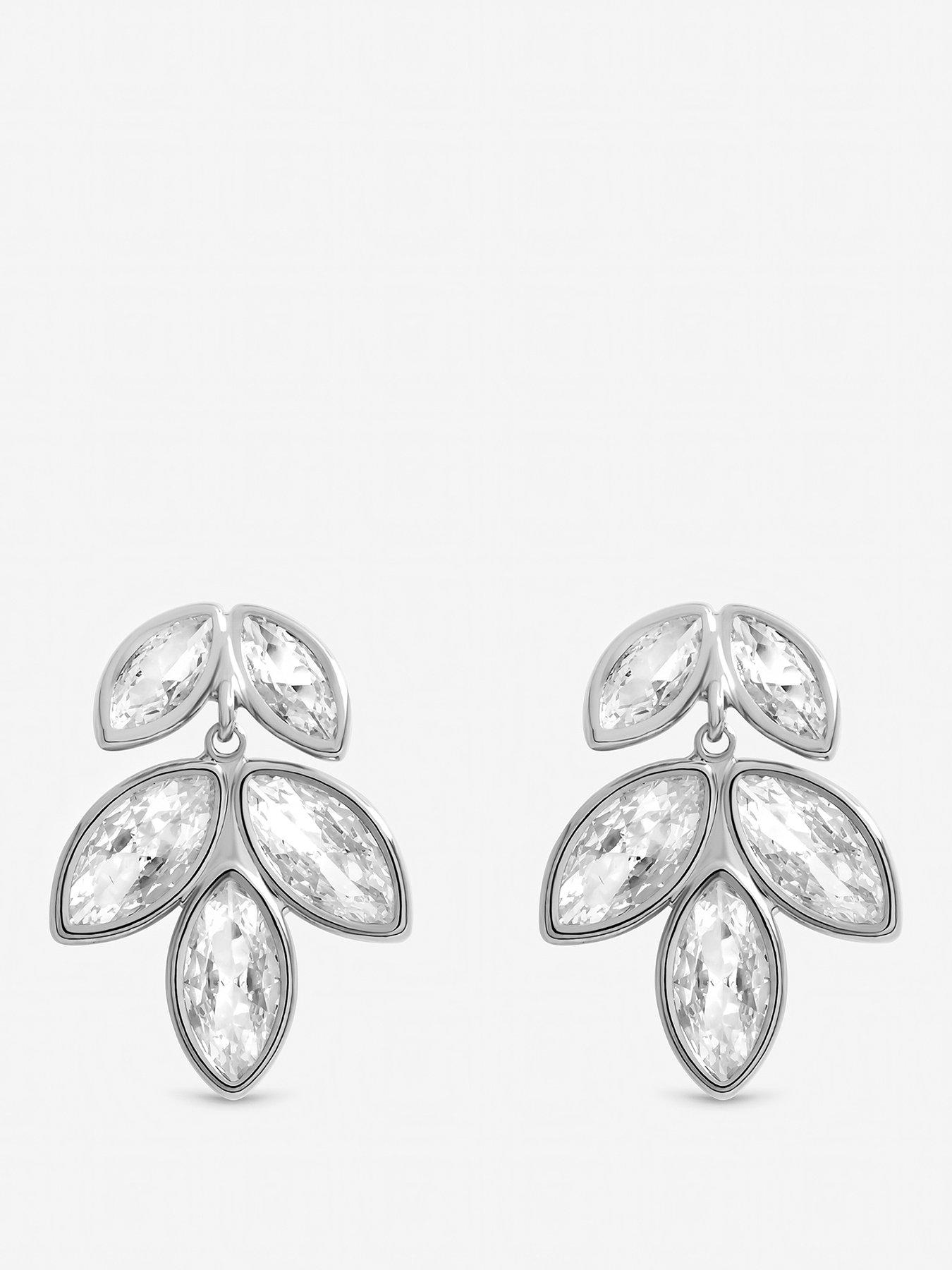 Inicio Inicio Crystal Floral Drop Earrings