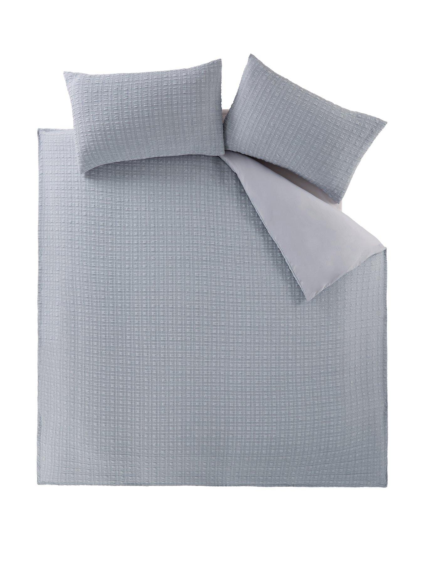 Image 2 of 5 of The Very Collection Copenhagen Jacquard Duvet Set
