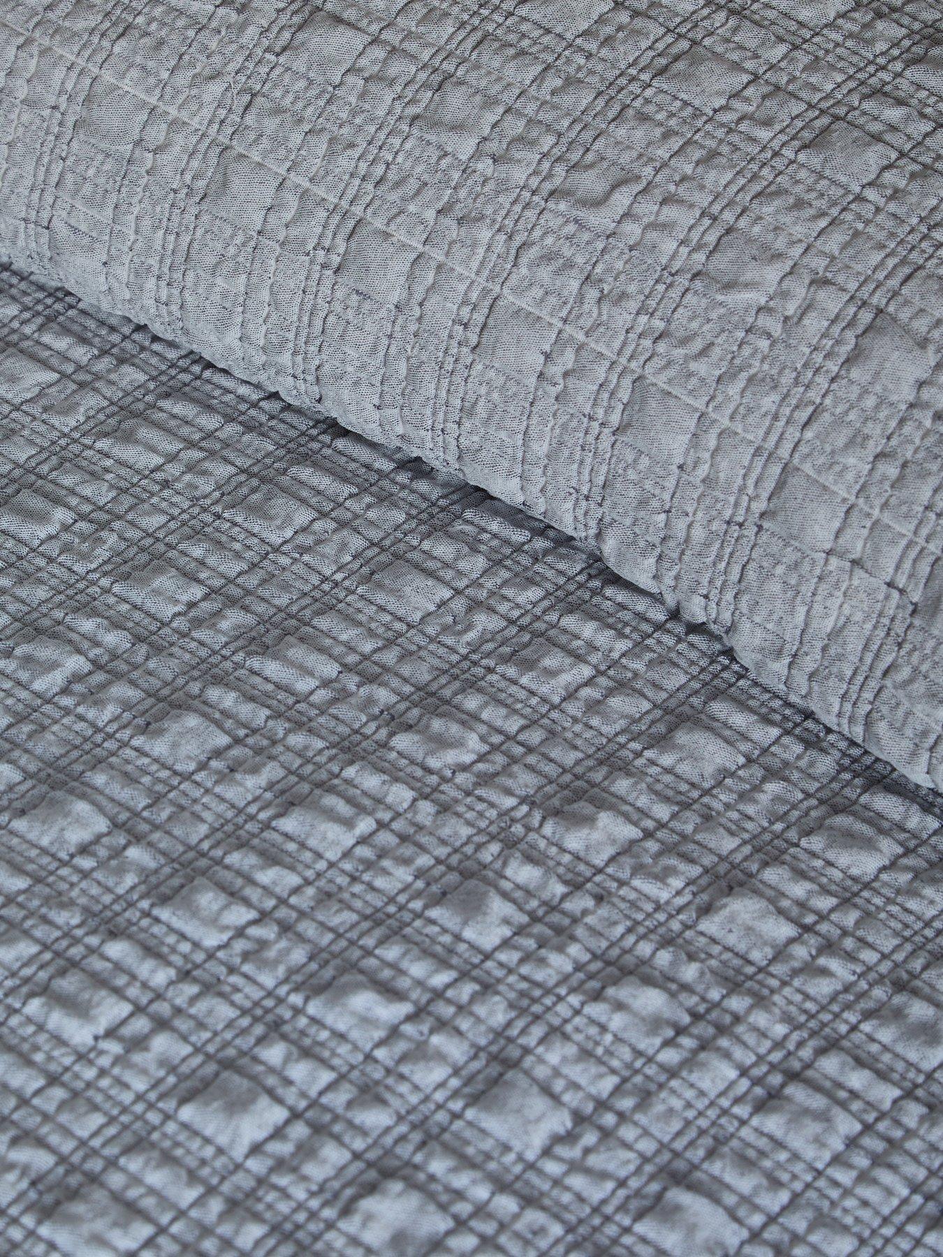Image 4 of 5 of The Very Collection Copenhagen Jacquard Duvet Set