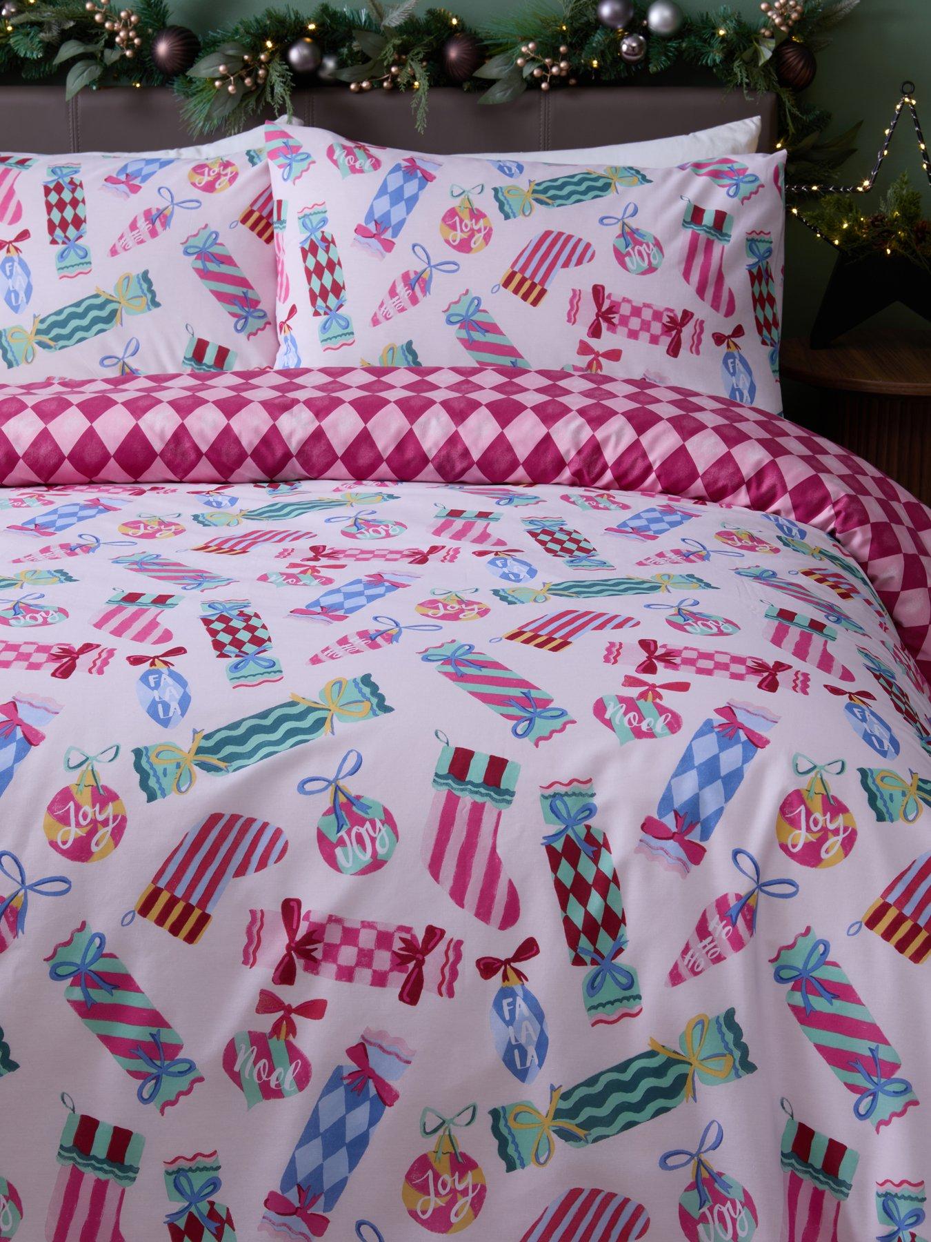 Image 3 of 5 of The Very Collection Christmas Cracker Print Duvet Set