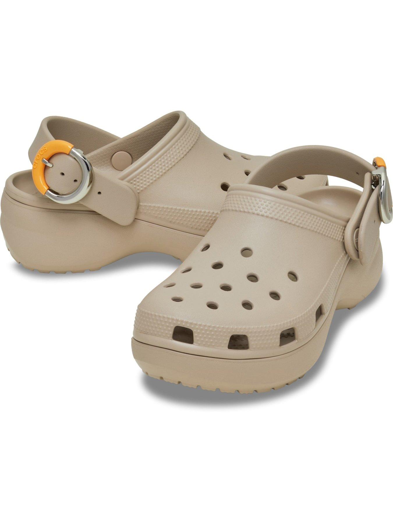 Image 6 of 6 of Crocs Classic Platform Buckle - Dulce