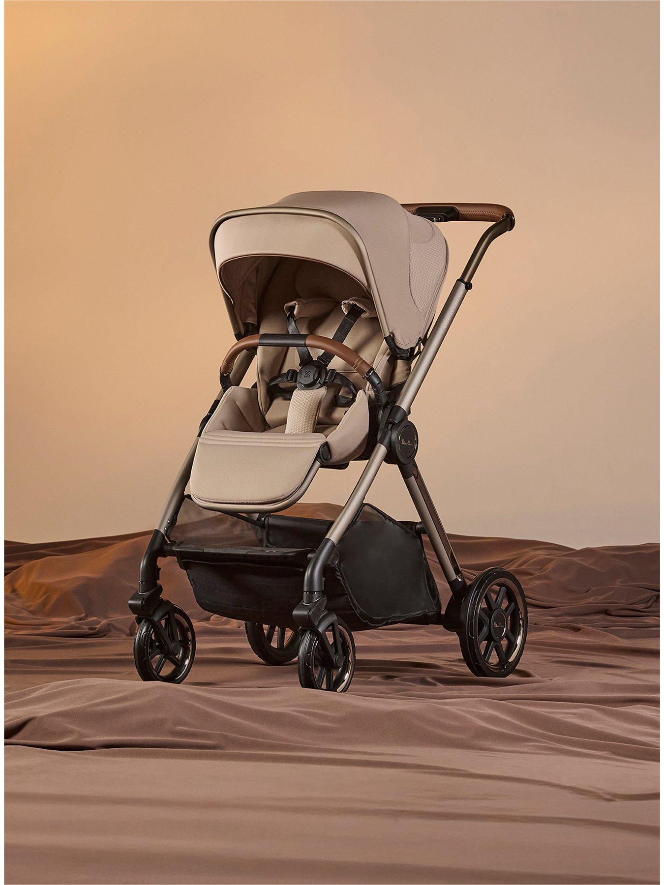 Image 3 of 8 of Silver Cross Reef 2 SE Ultimate 360 Family Car Seat Bundle - Frappe