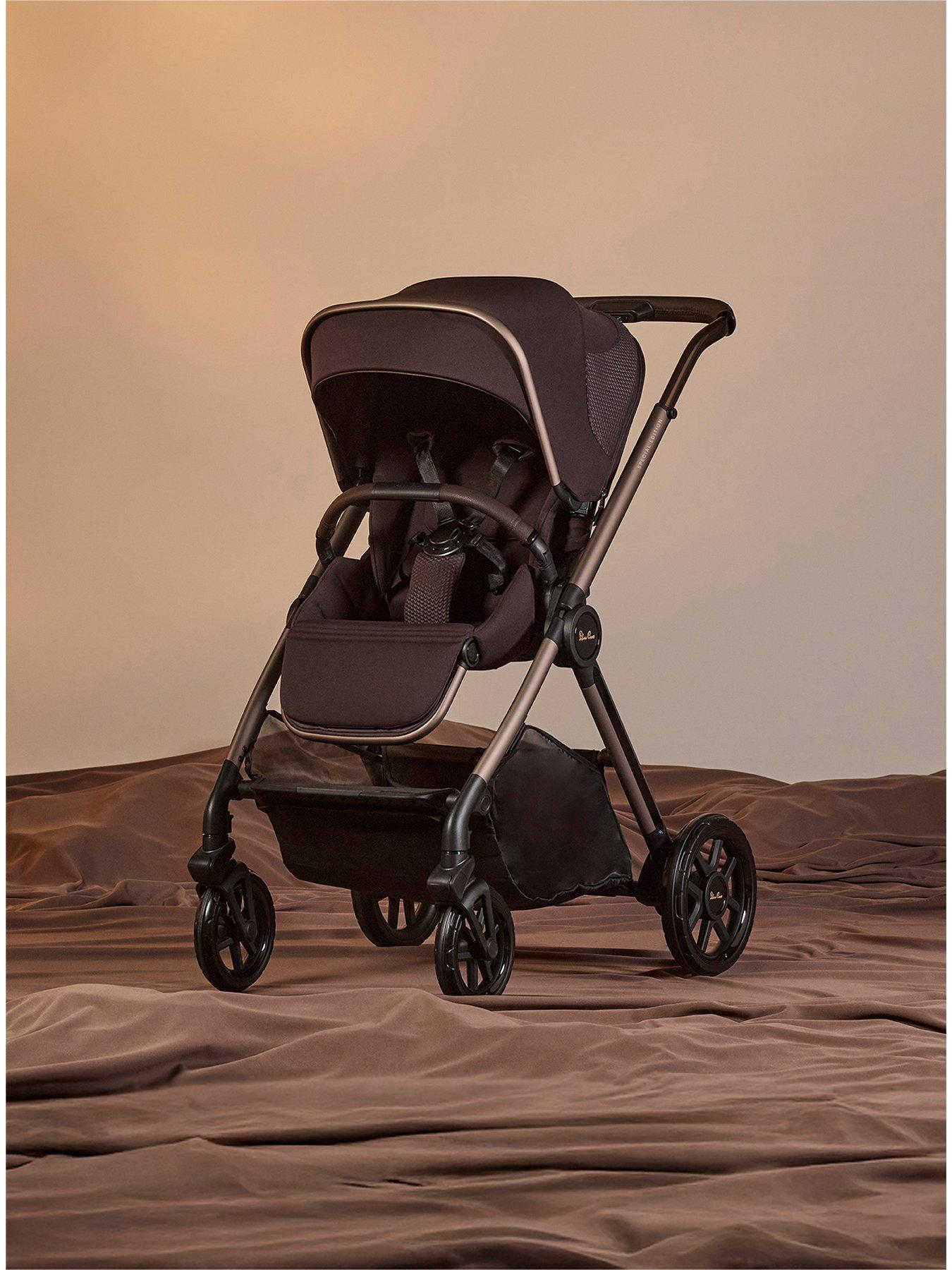 Image 3 of 8 of Silver Cross Reef 2 SE Ultimate 360 Family Car Seat Bundle - Ganache