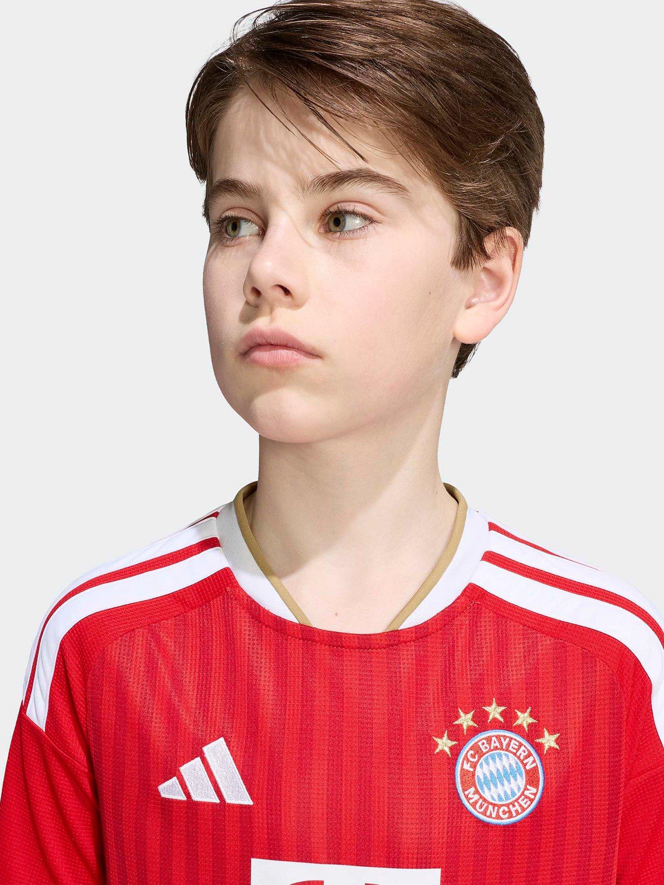Image 4 of 6 of adidas Junior Fc Bayern Munich 26/27 Home Stadium Replica Shirt - Red