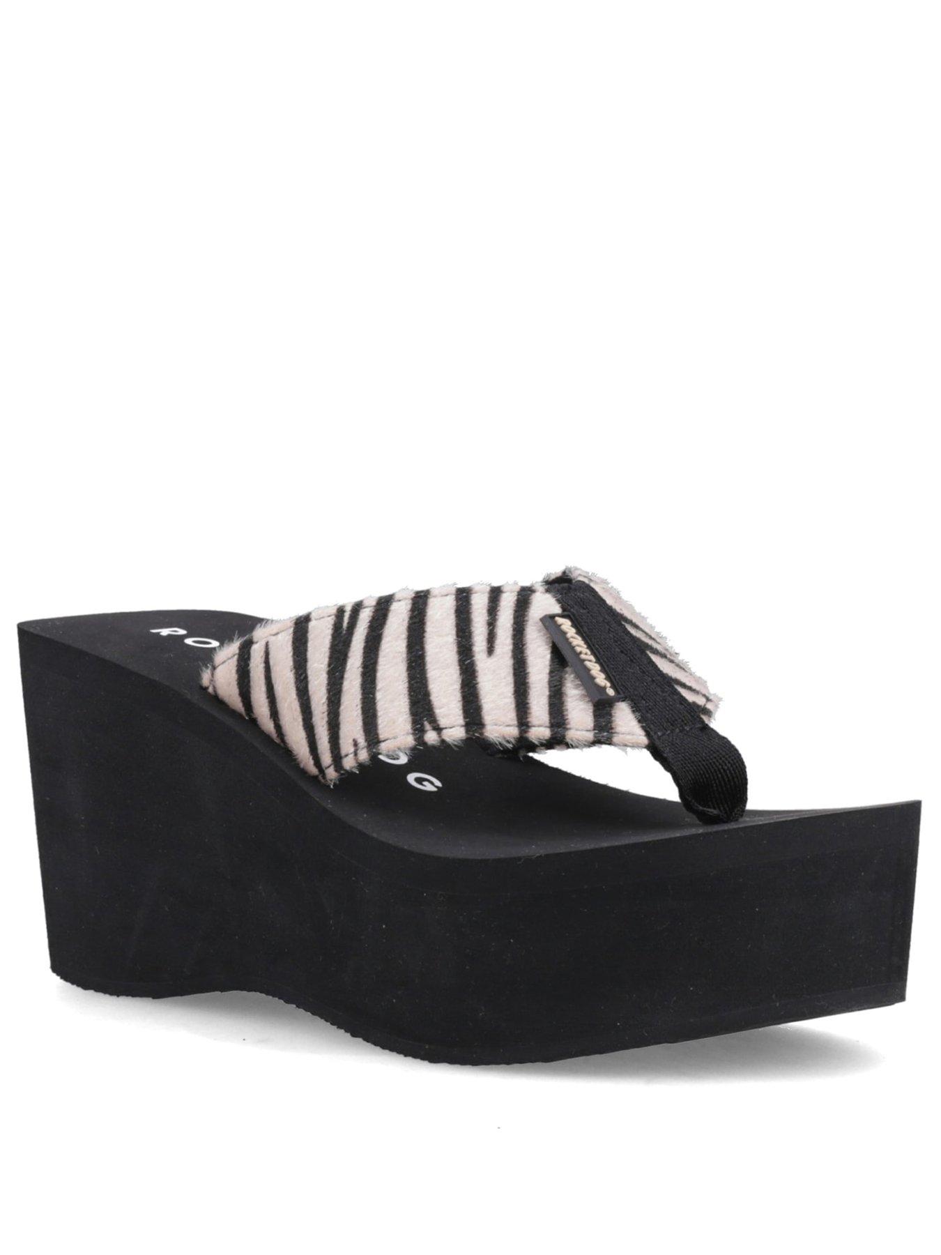 Image 2 of 5 of Rocket Dog Crush Simba Wedge Sandal -camel