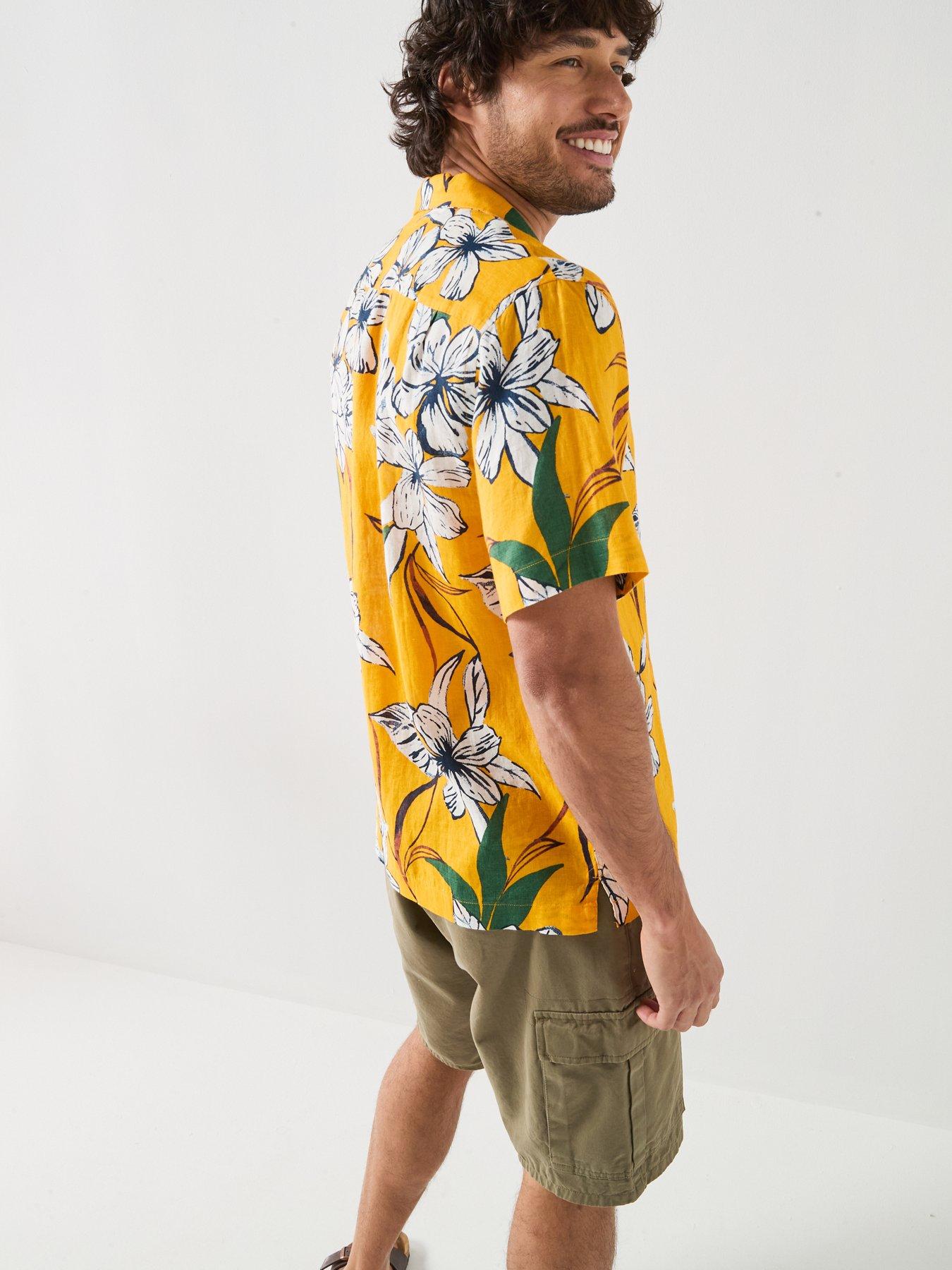 Image 2 of 6 of Tommy Hilfiger Linen Printed Short Sleeve Resort Shirt - White
