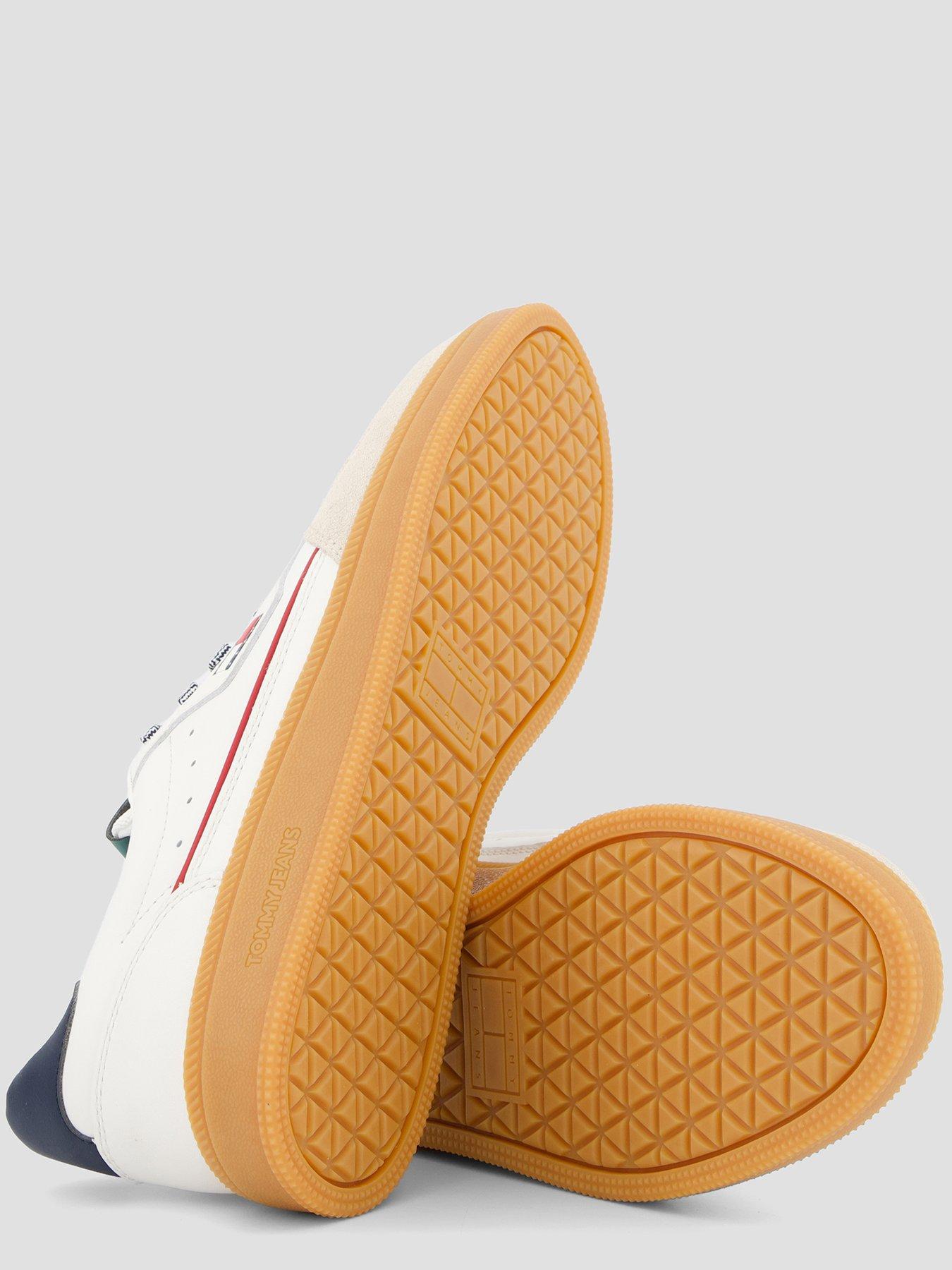 Image 4 of 7 of Tommy Jeans The Greenwich Edge Leather Trainer - Off White