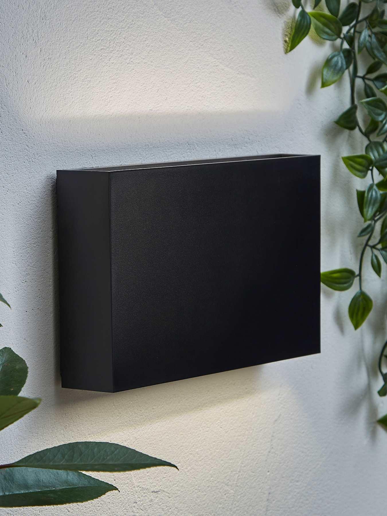 ValueLights Jake Matte Black IP65 Integrated LED Up/Down Outdoor Wall Light