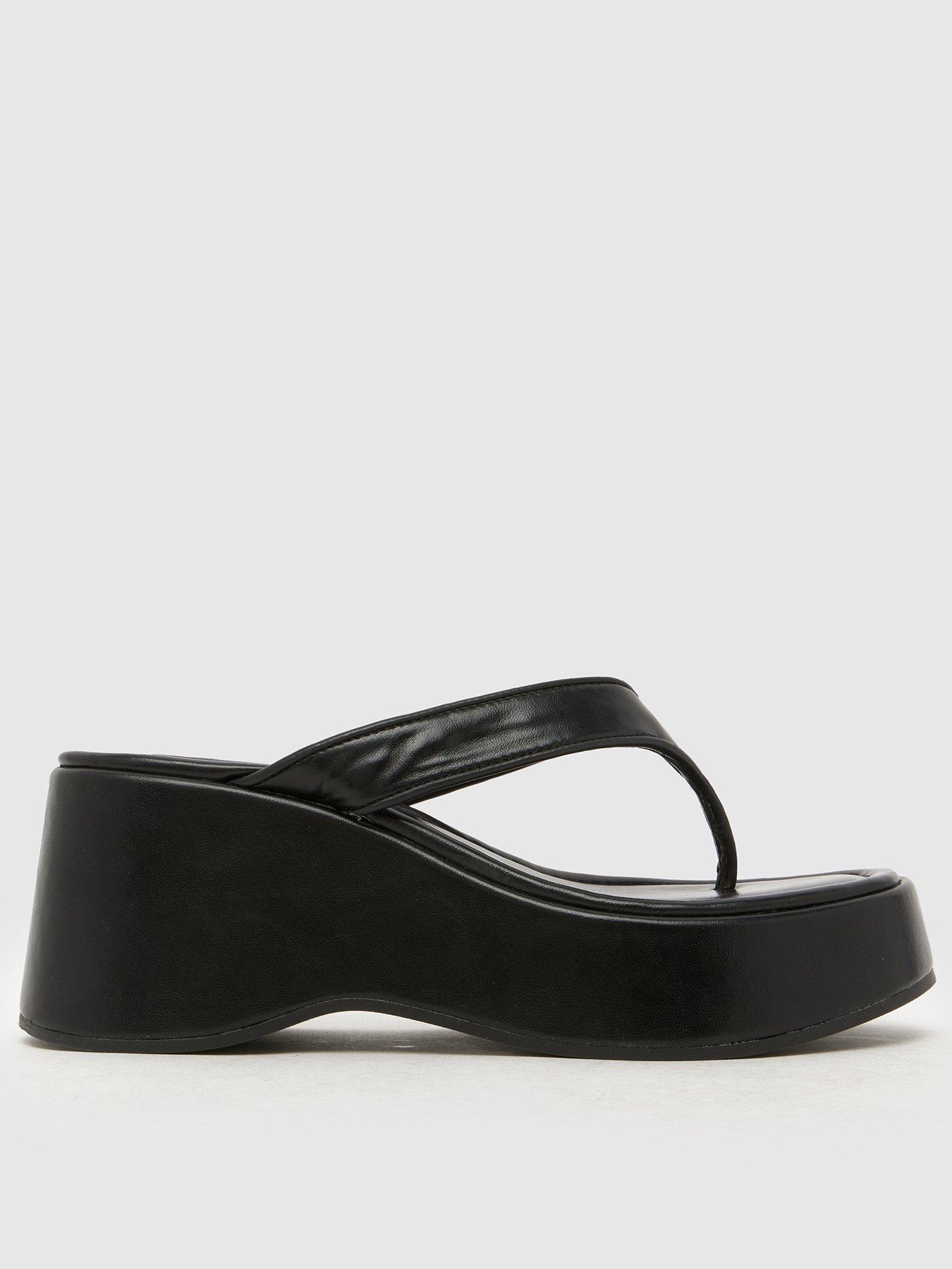 Schuh Tonio Chunky Toe Post Sandal - Black