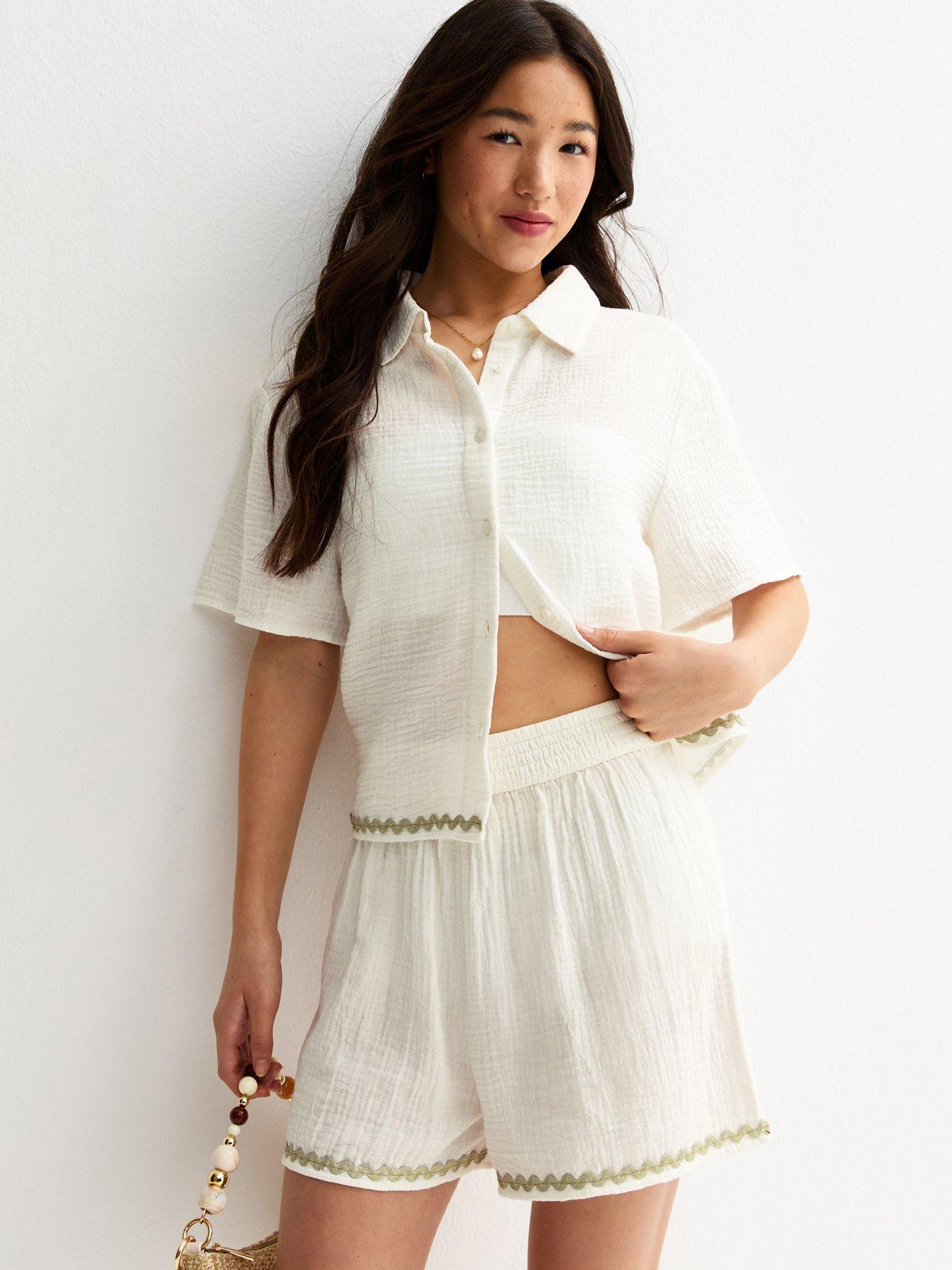 New Look 915 Girls White Ric Rac Trim Shorts