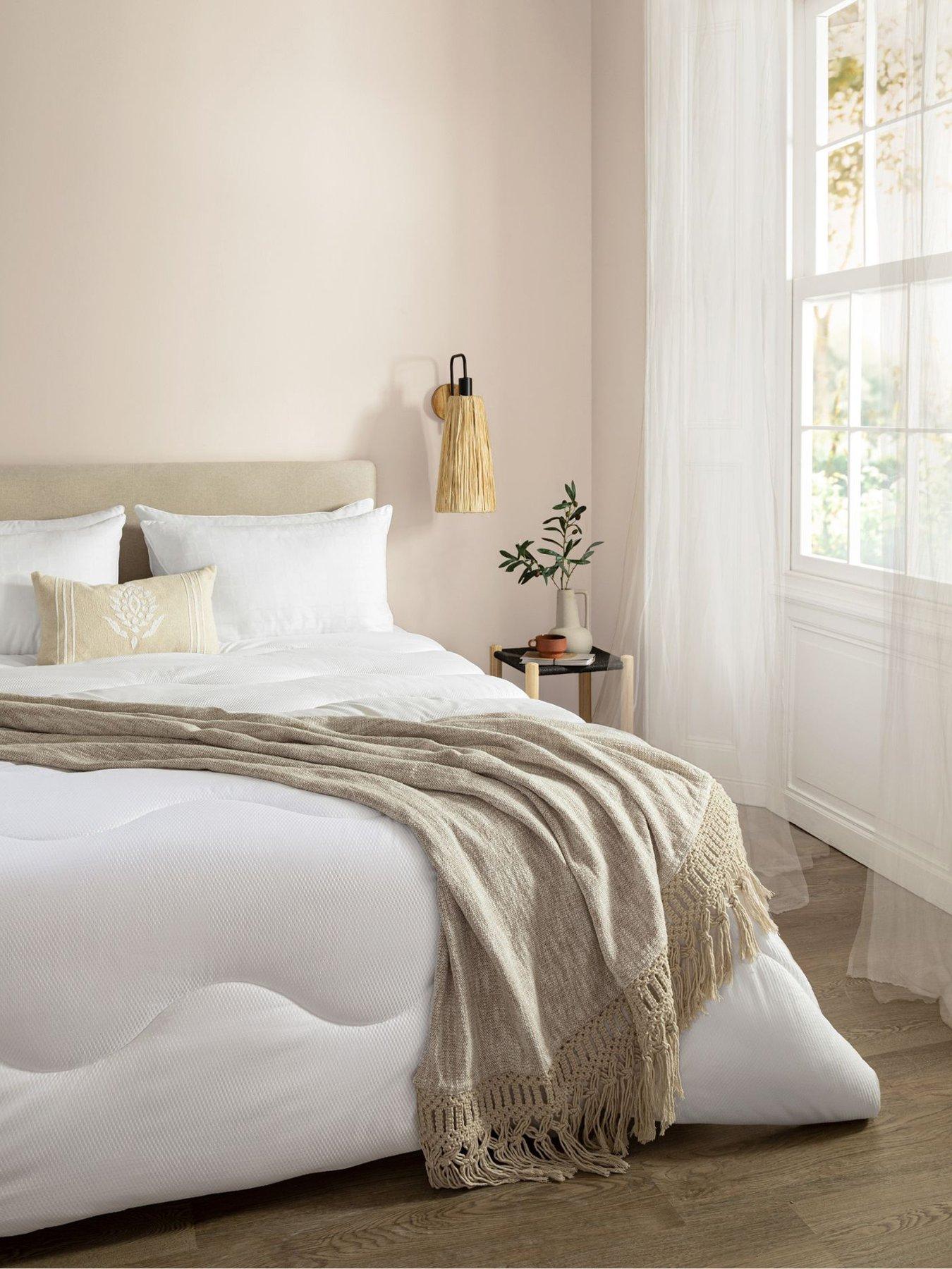 The Fine Bedding Company FBC Breathe Duvet White 4.5 Tog