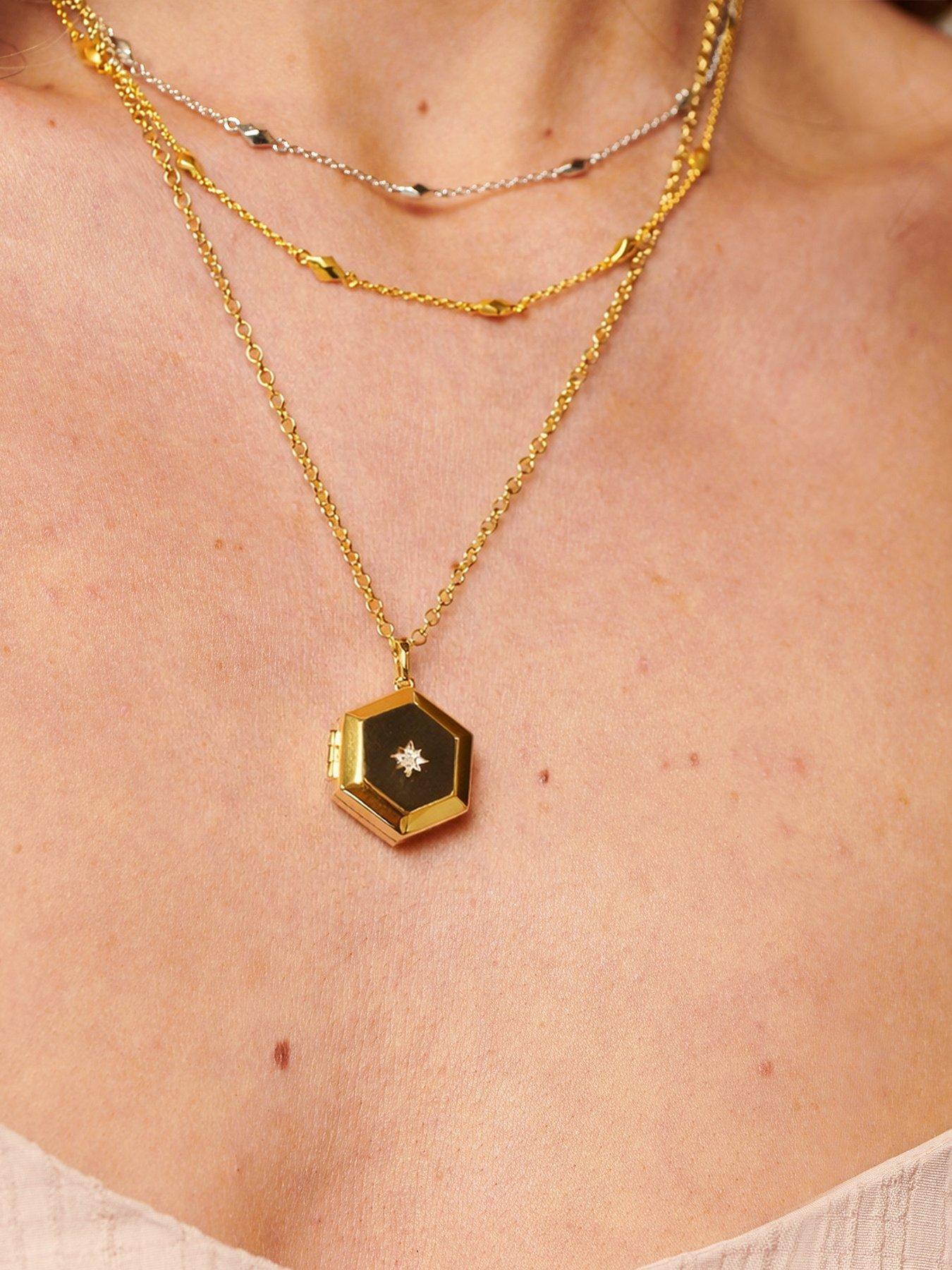 Image 3 of 3 of Hot Diamonds Hexagon Locket - YGP