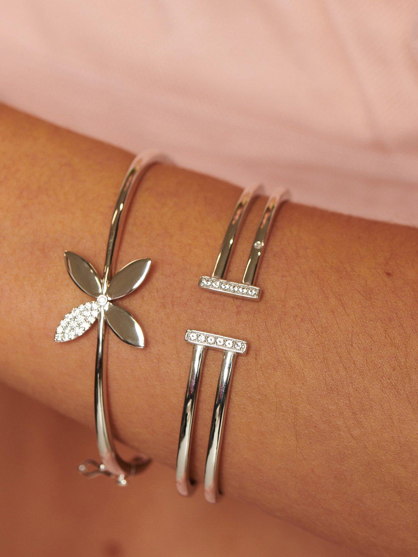 Image 3 of 3 of Hot Diamonds Cross Flower Bangle