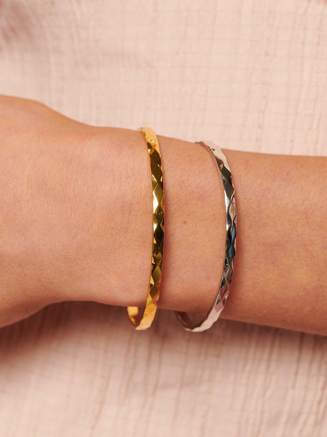 Image 3 of 4 of Hot Diamonds Diamond Pattern Bangle - YGP