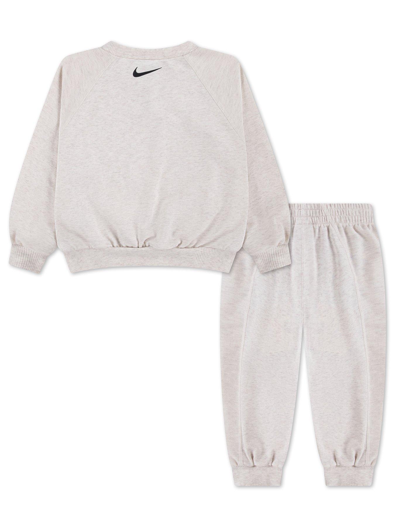 Image 2 of 5 of Nike Unisex Crew Set - Cream
