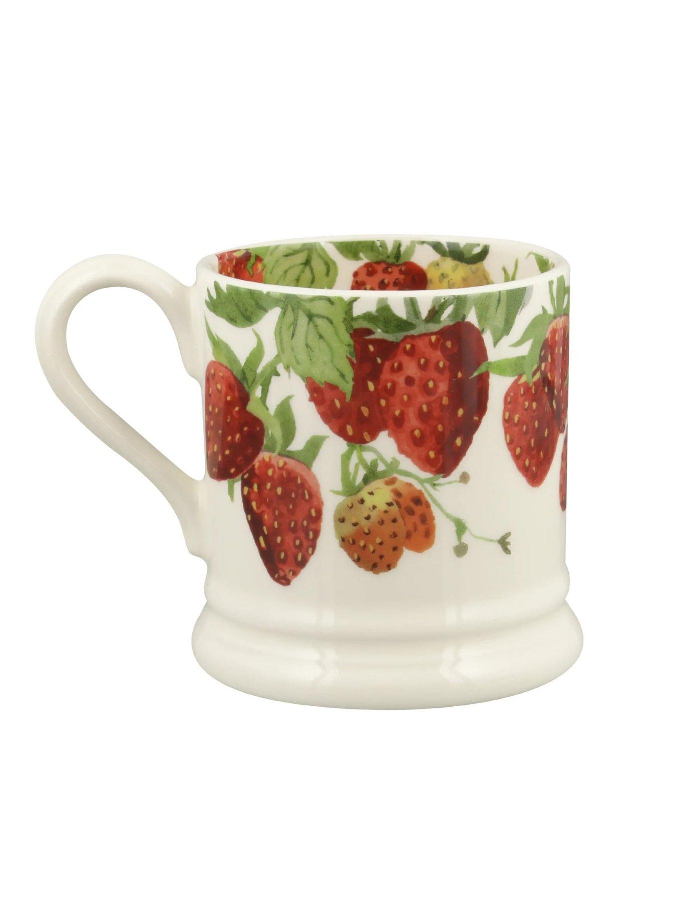 Image 4 of 6 of Emma Bridgewater Strawberries Mum 1/2 Mug