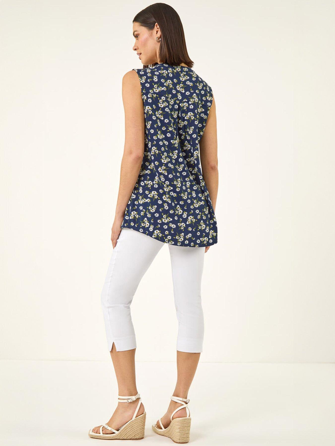 Image 2 of 5 of Roman Ditsy Floral Pintuck Shirt