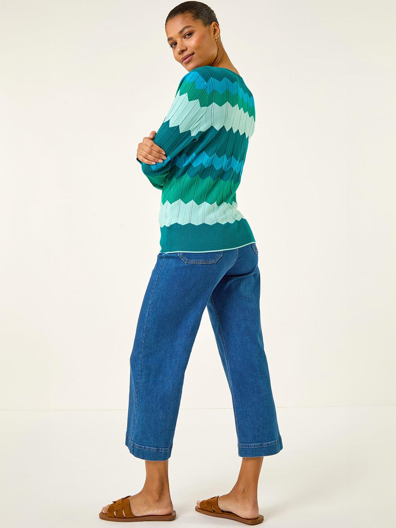 Image 2 of 5 of Roman Wave V-neck Knit Jumper