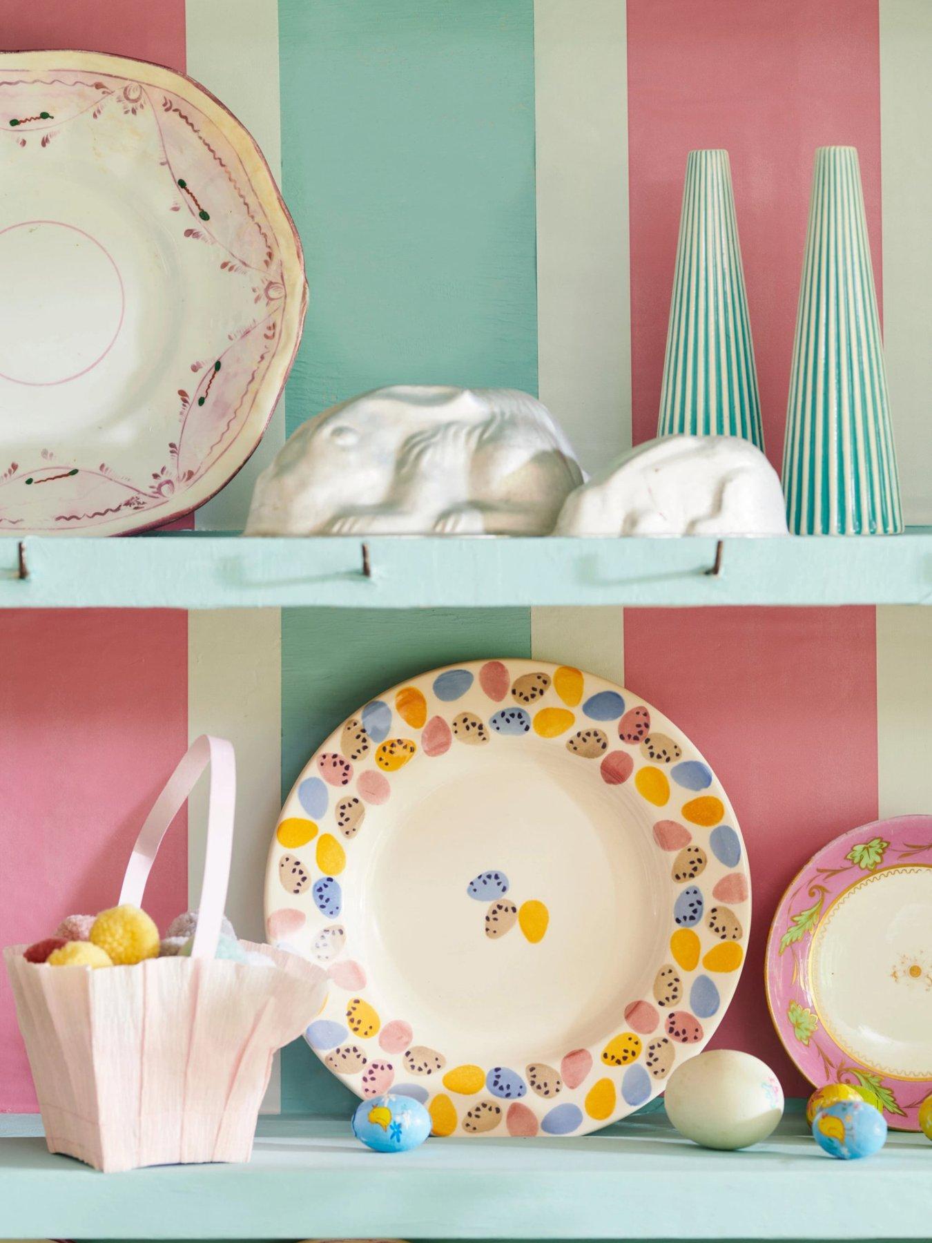 Image 3 of 3 of Emma Bridgewater Mini Eggs 8 1/2 Plate