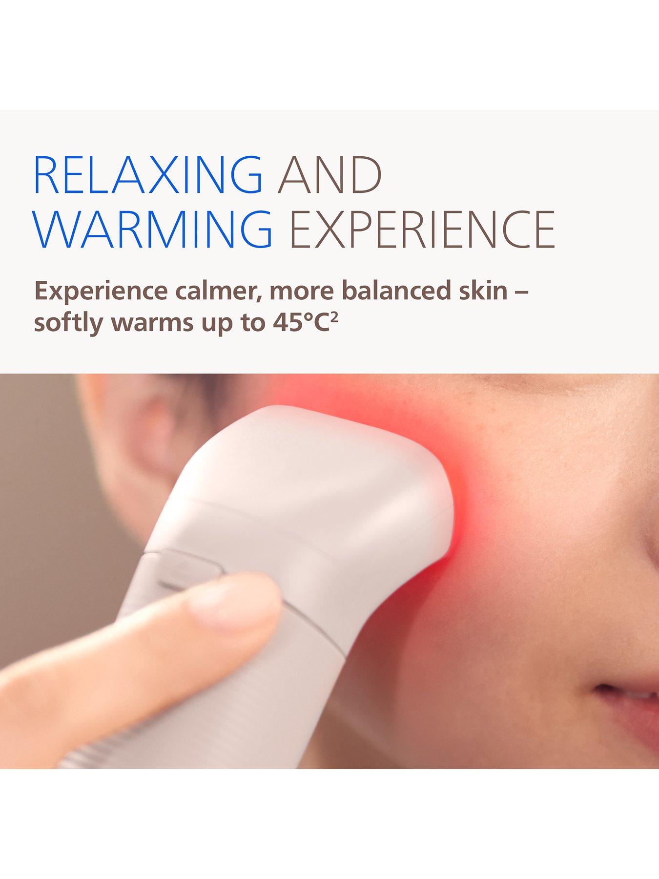 Image 4 of 8 of Philips Beauty Set Series 9900, All-In-One for Body and Face with Epilator and SkinLED, BRE738/00
