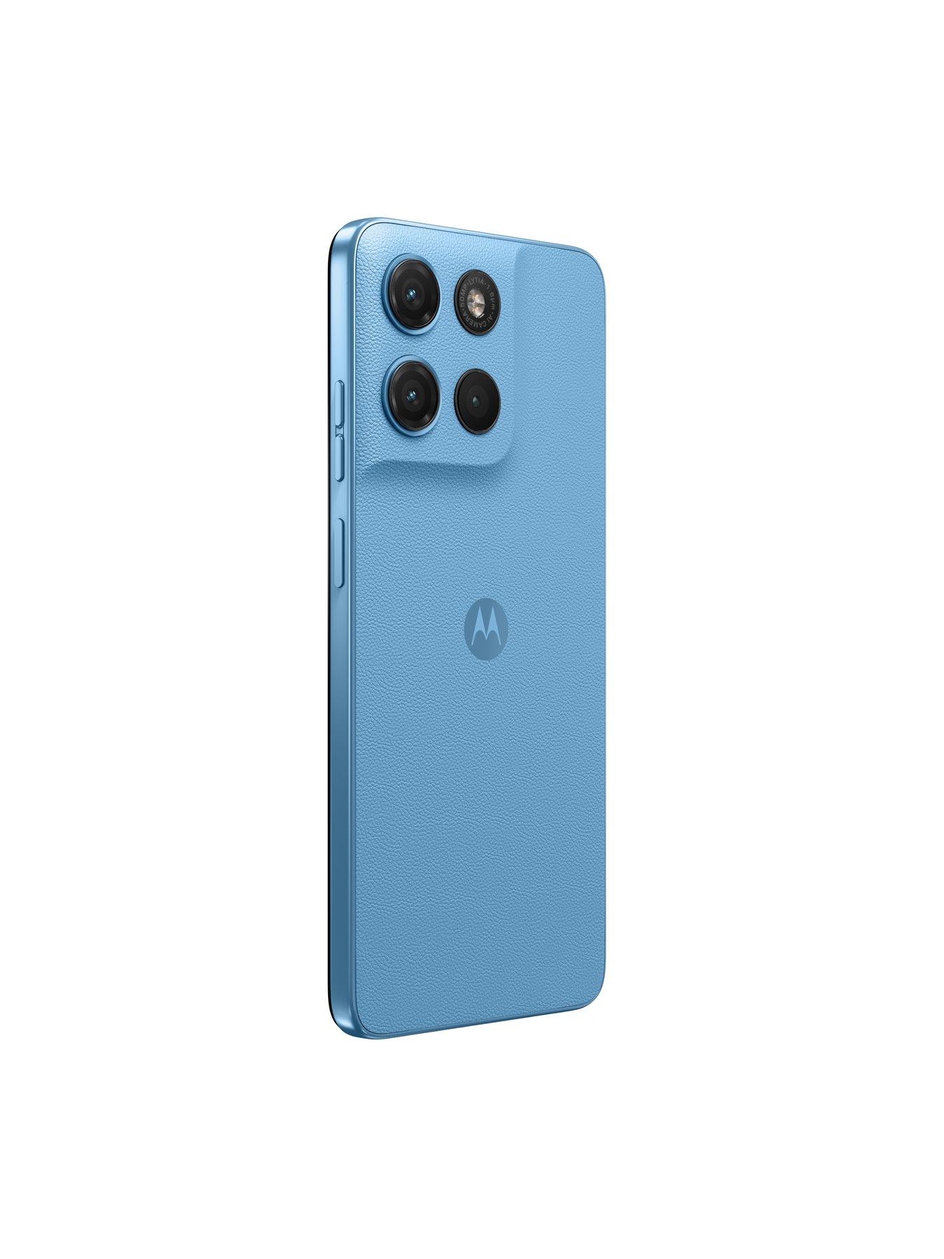 Image 3 of 7 of Motorola G17 - 128GB, PANTONE Mobile - Alaskan Blue